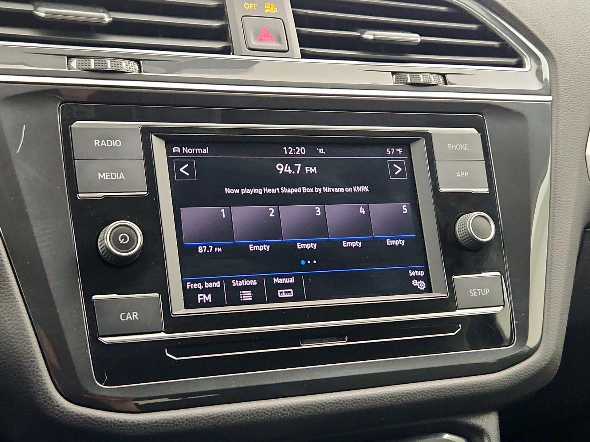 Thumbnail: 2019 Volkswagen Tiguan - 15