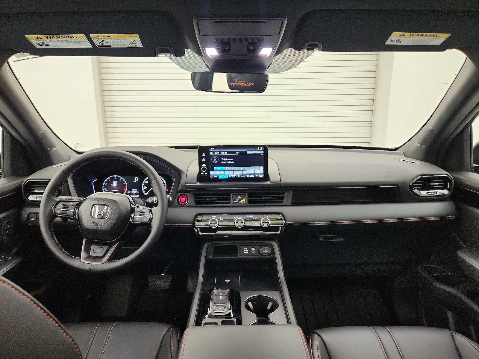 2025 Honda Pilot TrailSport - Photo 10