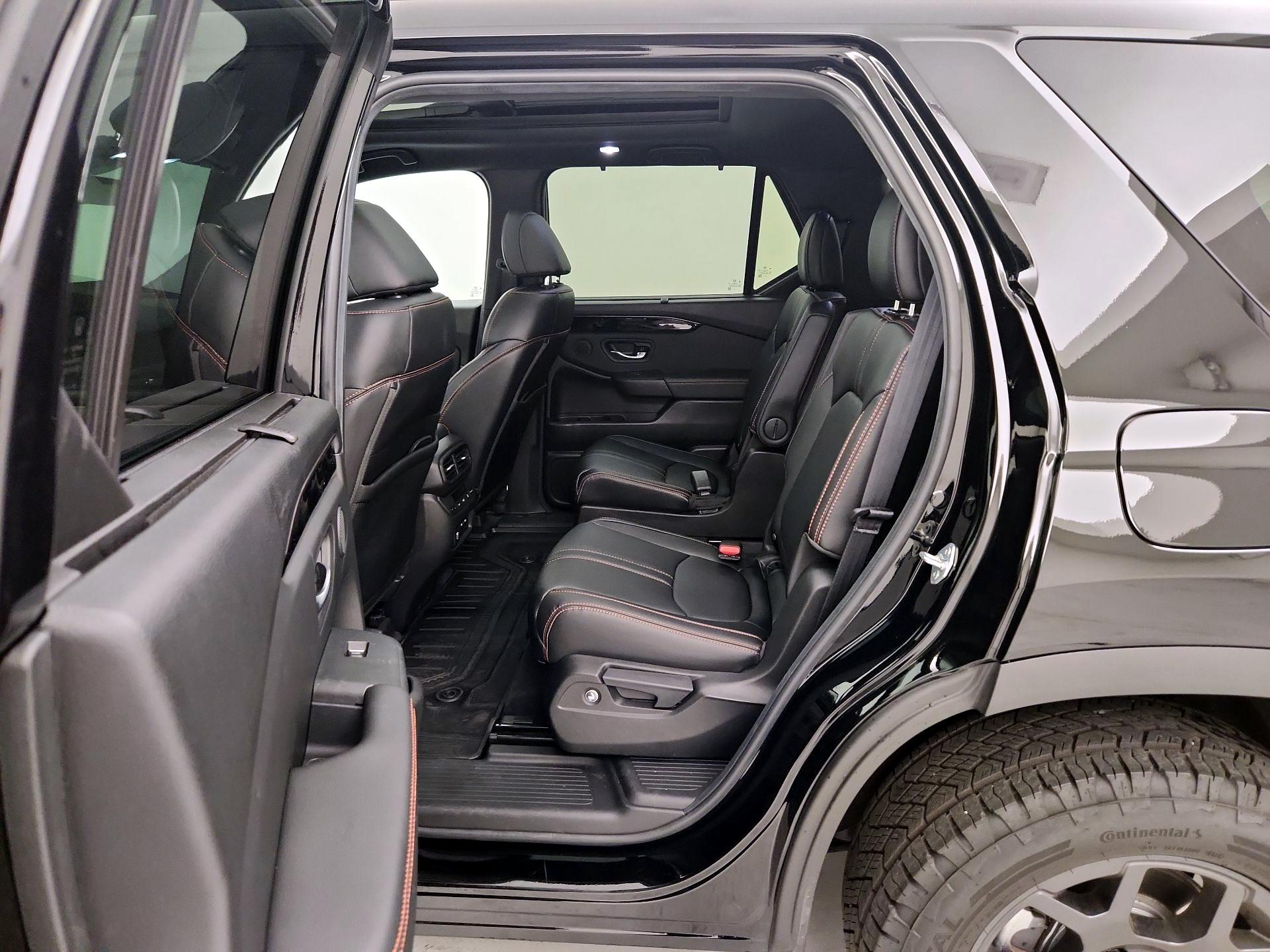 Thumbnail: 2025 Honda Pilot - 20