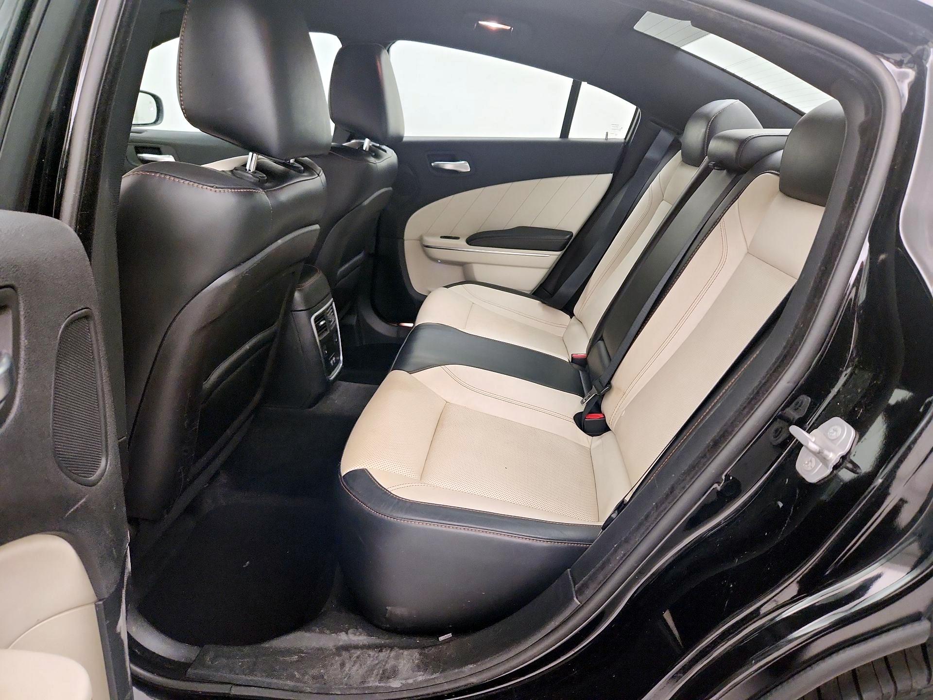 Thumbnail: 2015 Dodge Charger - 19