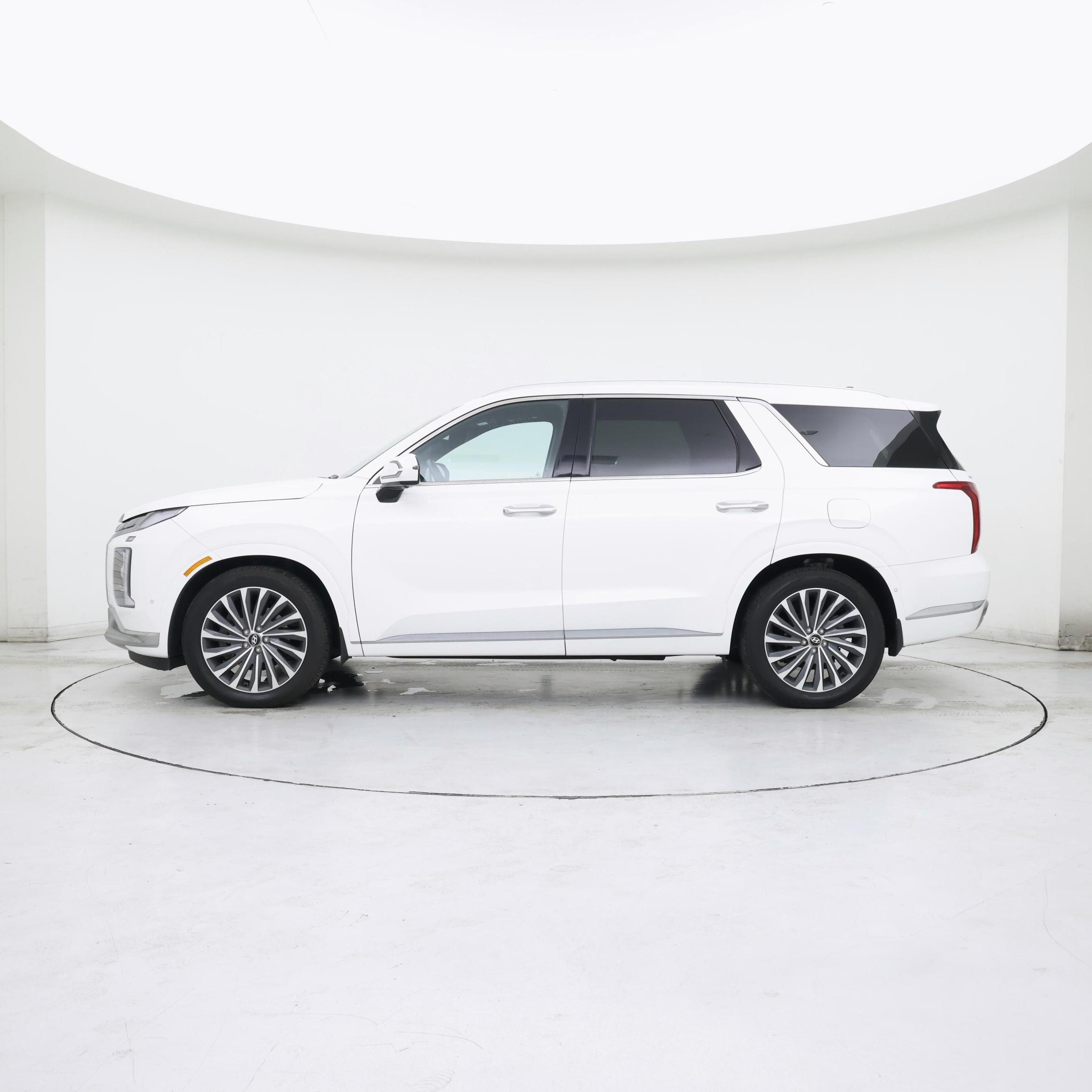 Thumbnail: 2024 Hyundai Palisade - 3