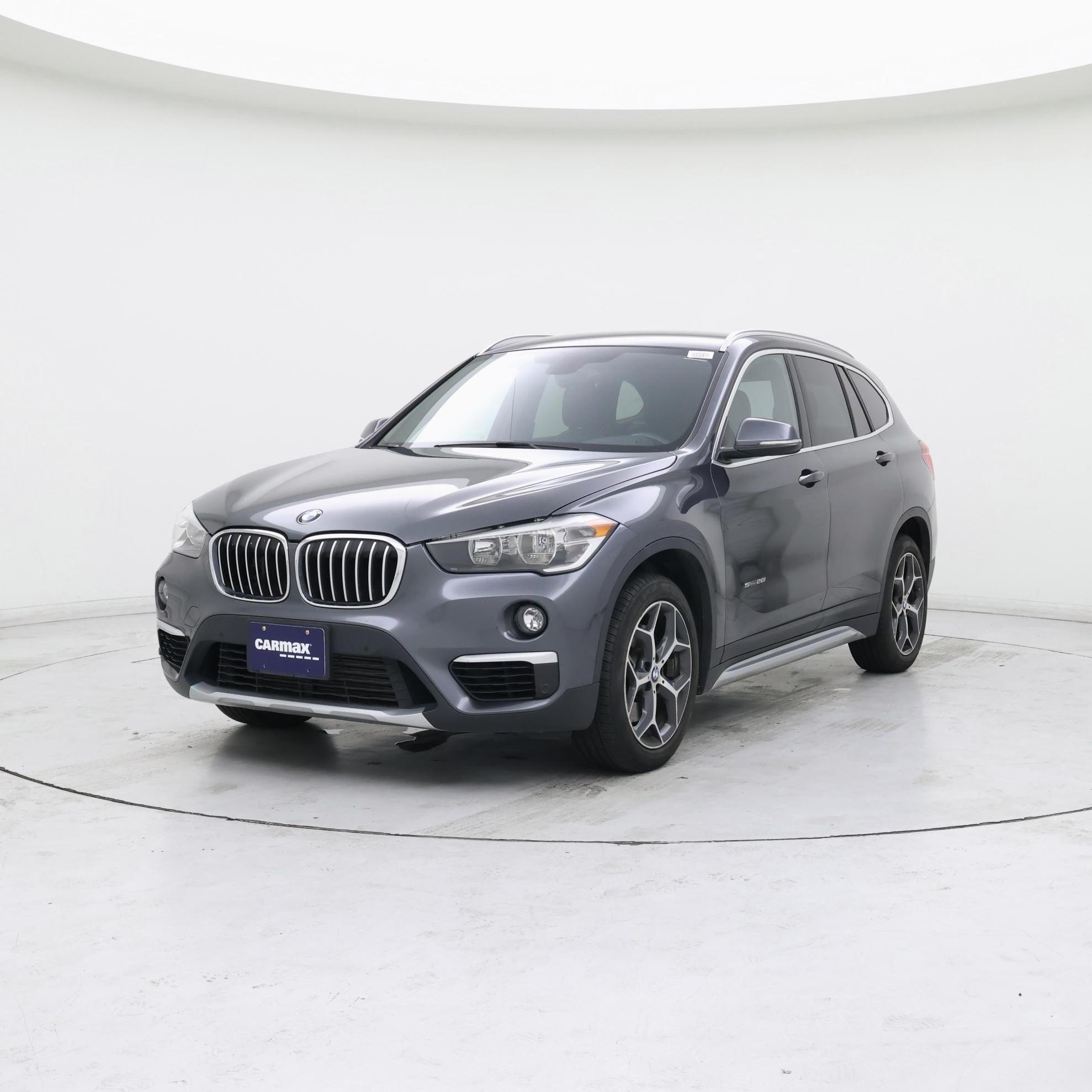 Thumbnail: 2018 BMW X1 - 4