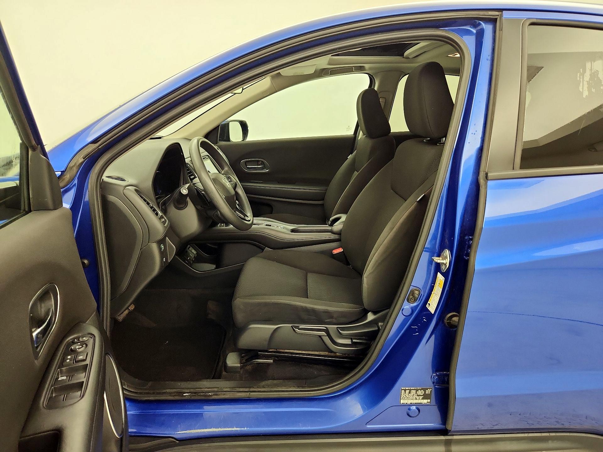 Thumbnail: 2018 Honda HR-V - 11