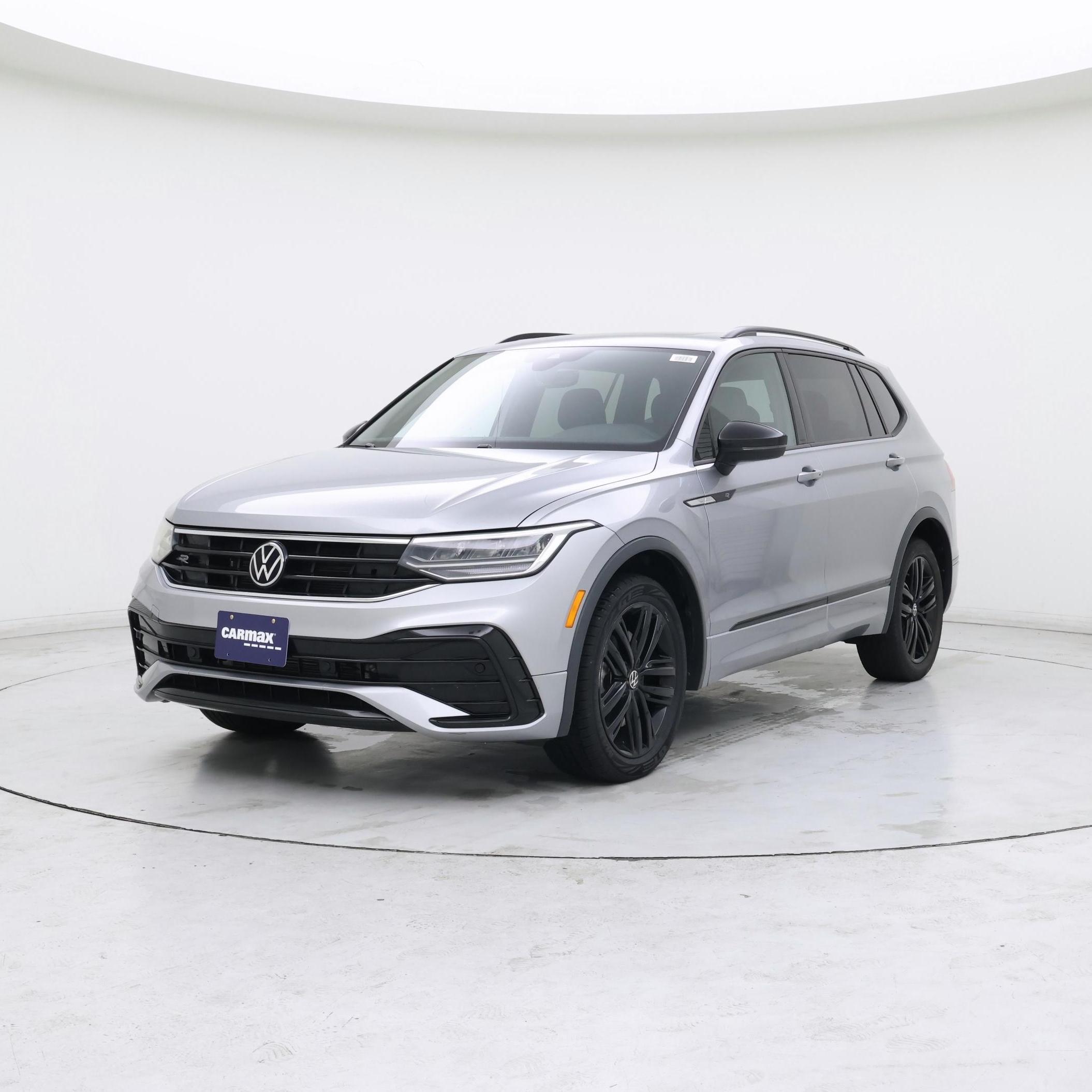 Thumbnail: 2022 Volkswagen Tiguan - 4