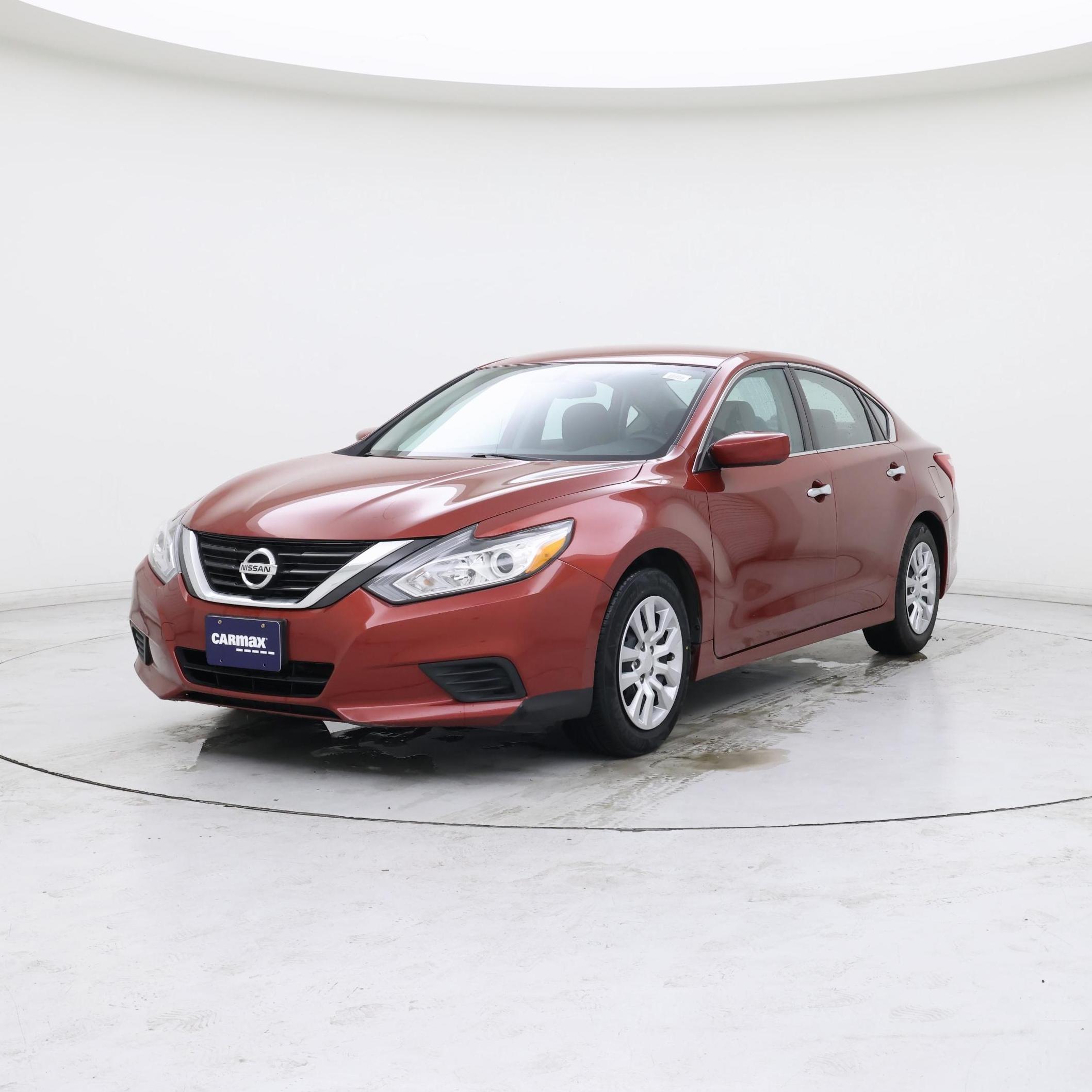Thumbnail: 2016 Nissan Altima - 4