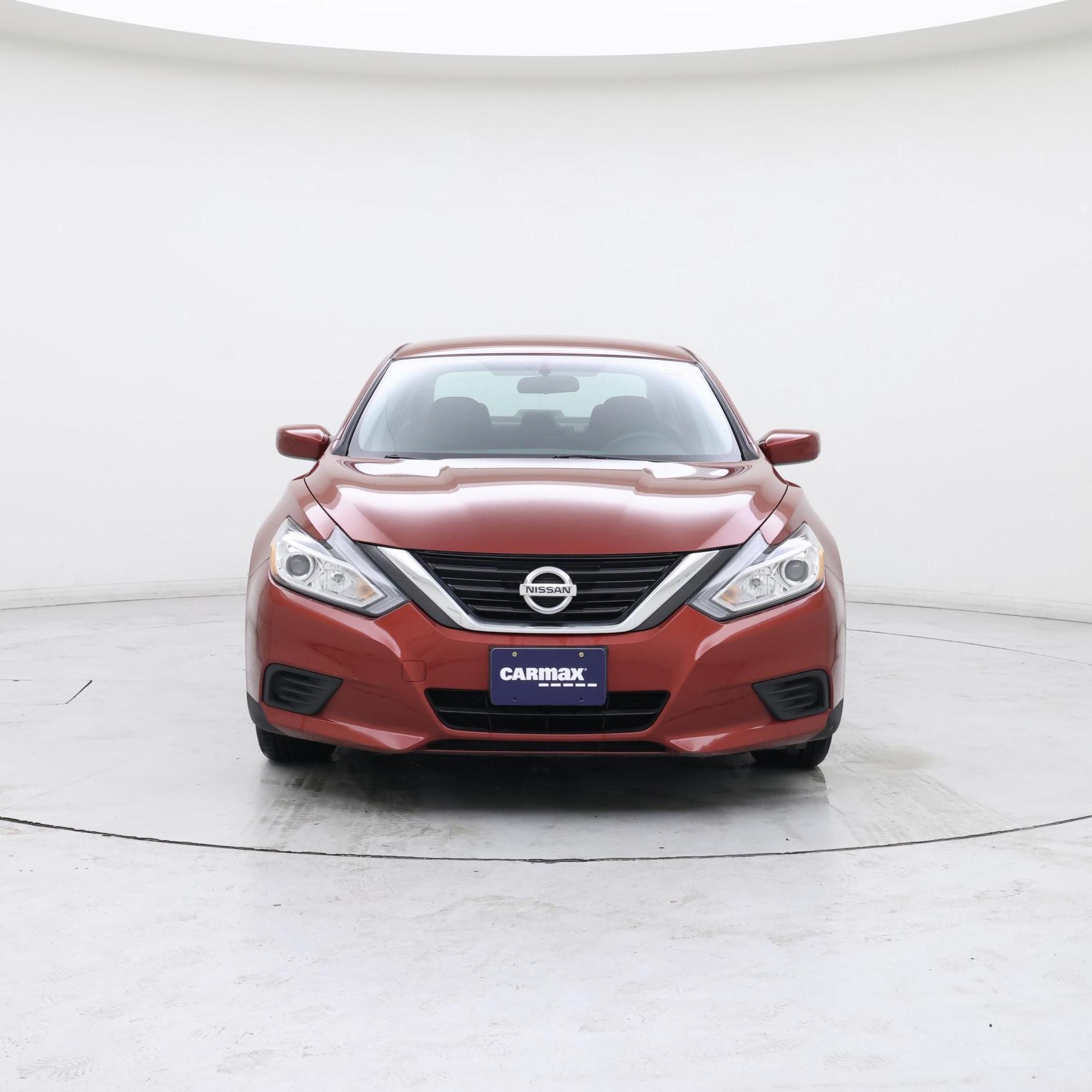 Thumbnail: 2016 Nissan Altima - 5