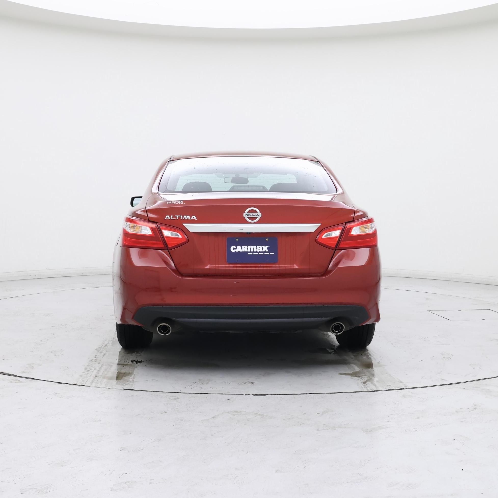 Thumbnail: 2016 Nissan Altima - 6