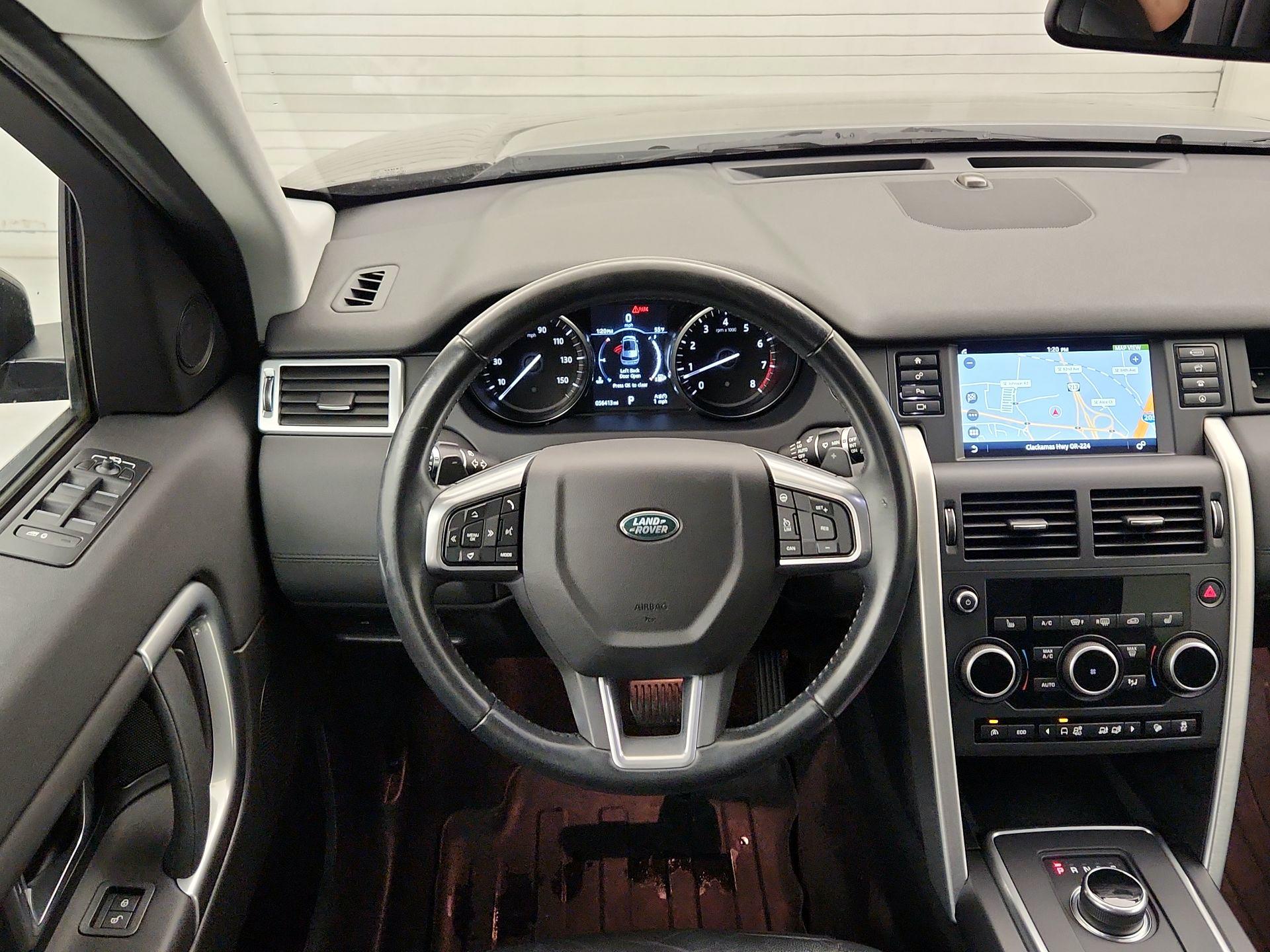 Thumbnail: 2017 Land Rover Discovery Sport - 10