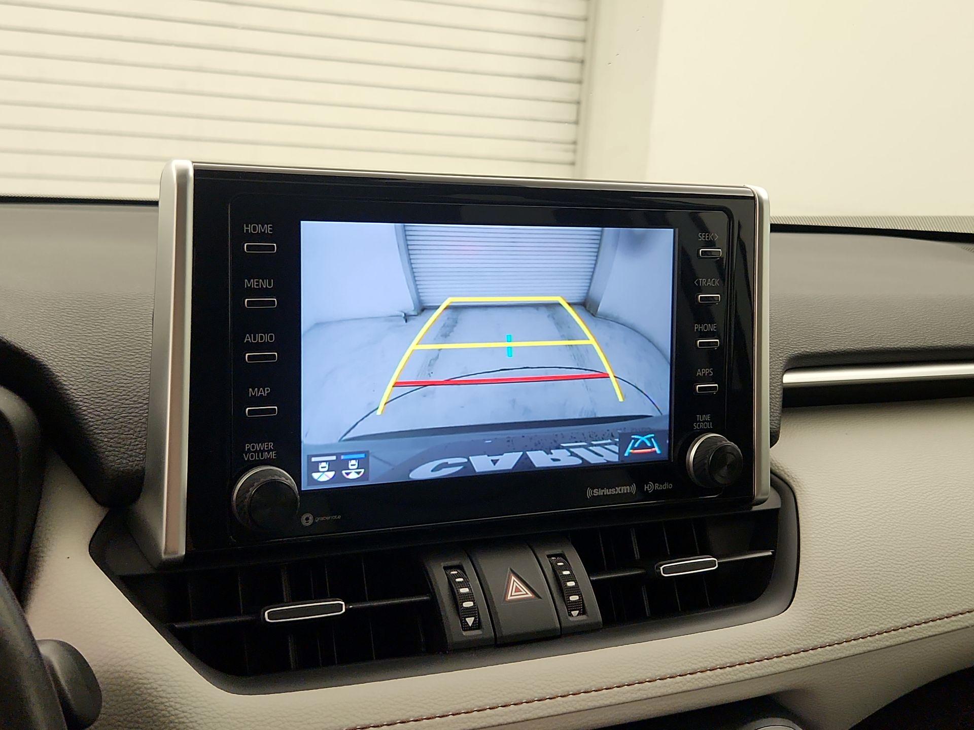Thumbnail: 2019 Toyota RAV4 - 15