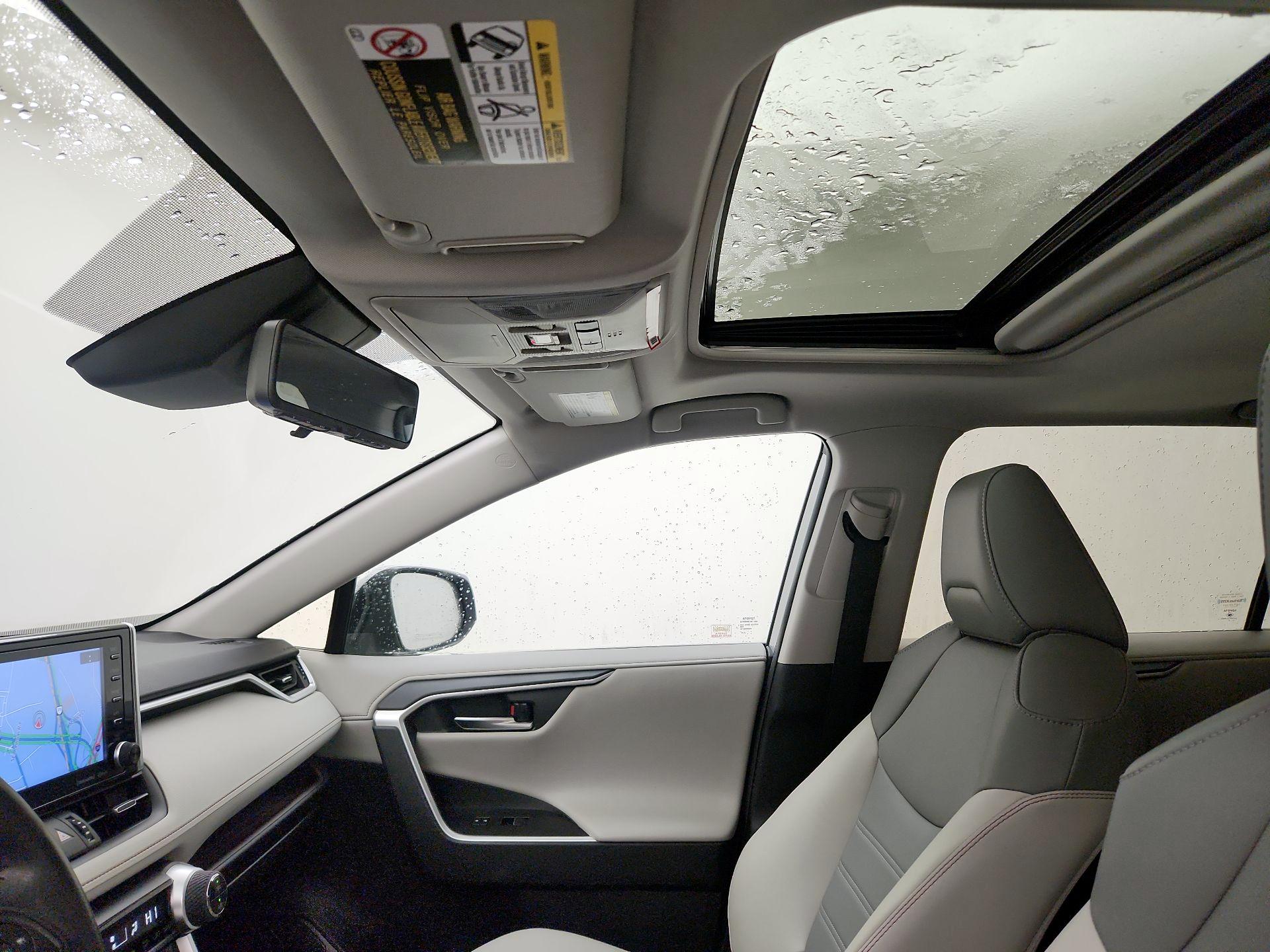 Thumbnail: 2019 Toyota RAV4 - 20