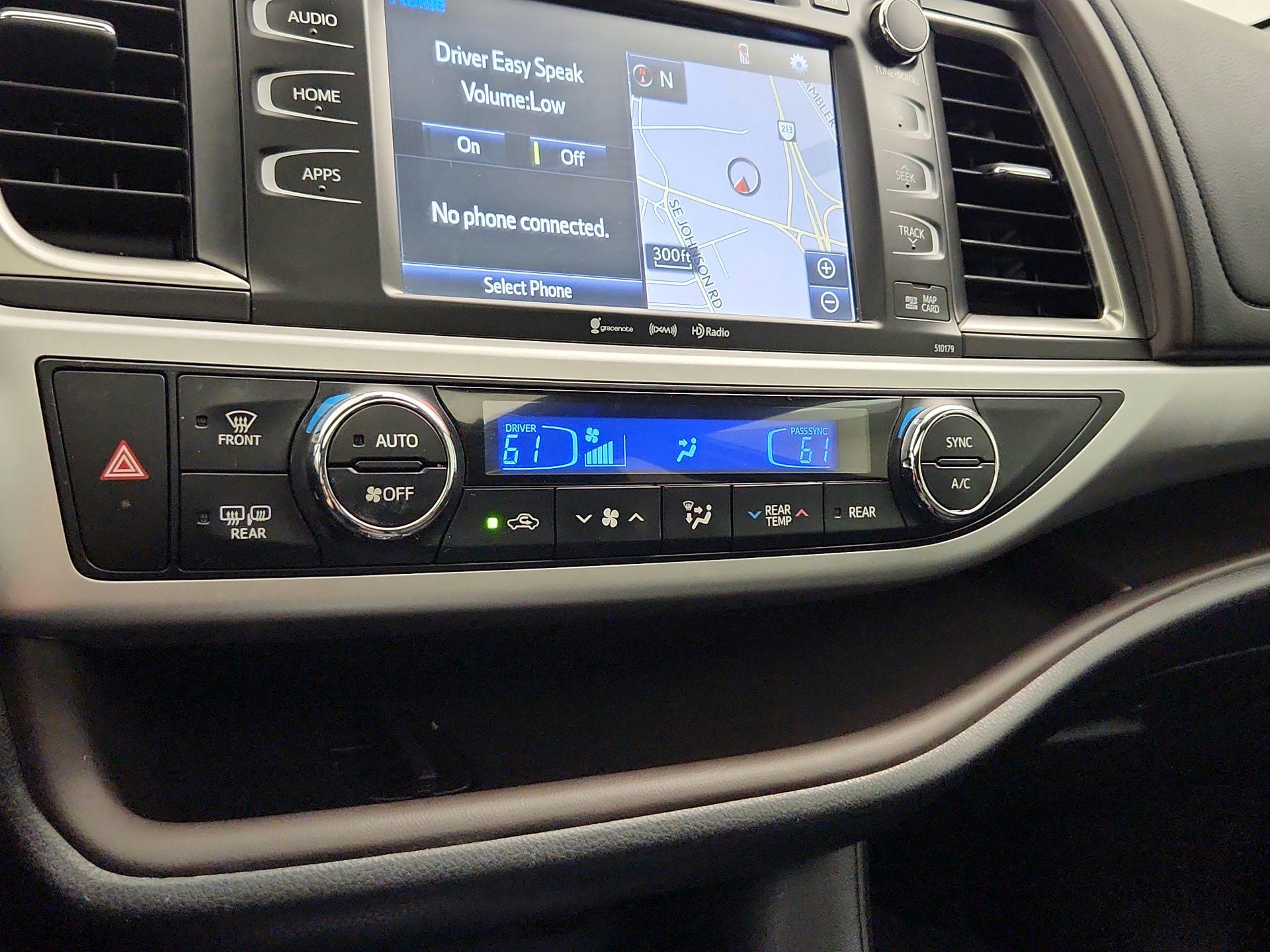 Thumbnail: 2017 Toyota Highlander - 16