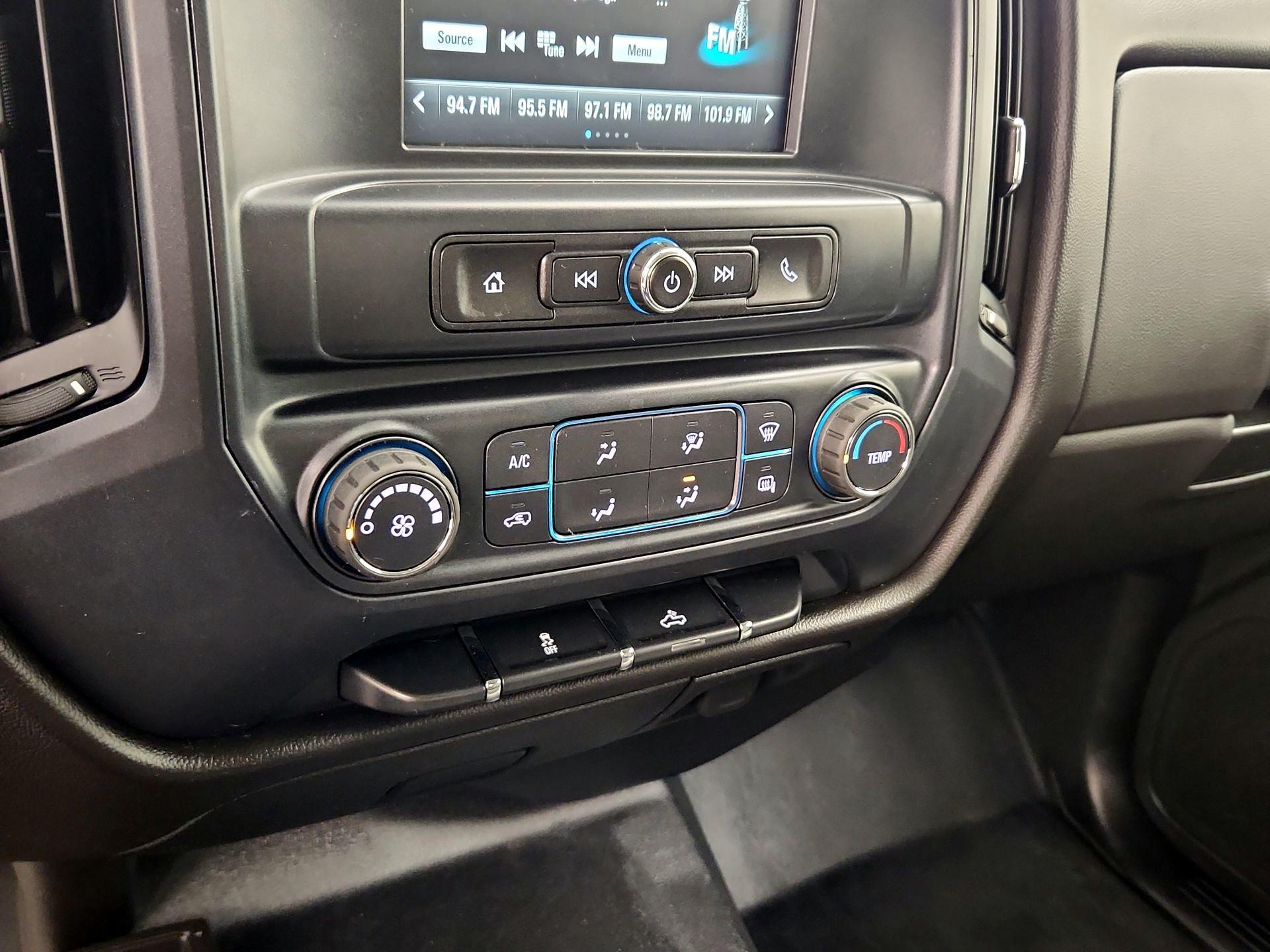 Thumbnail: 2017 Chevrolet Silverado 1500 - 15