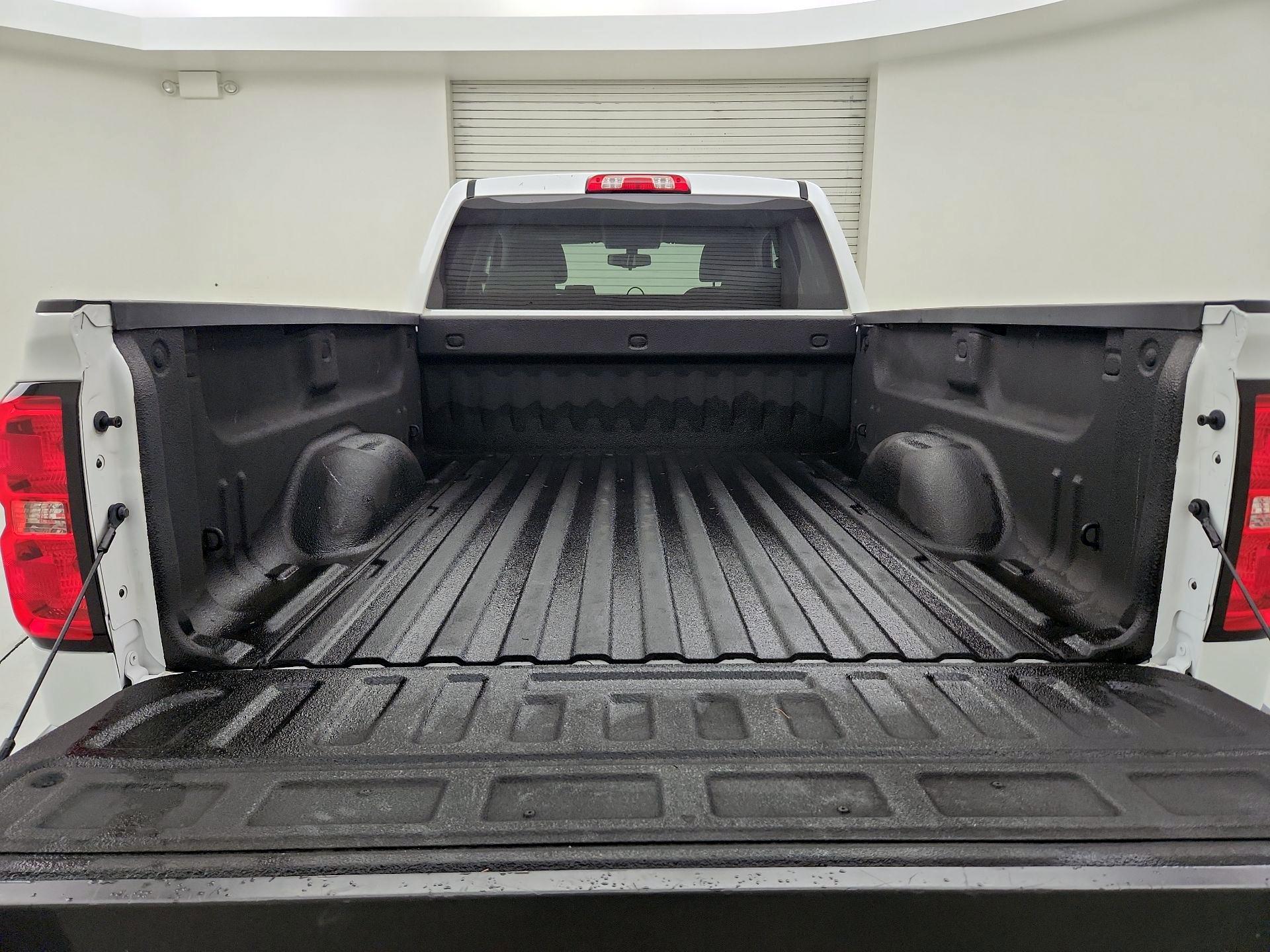 Thumbnail: 2017 Chevrolet Silverado 1500 - 19