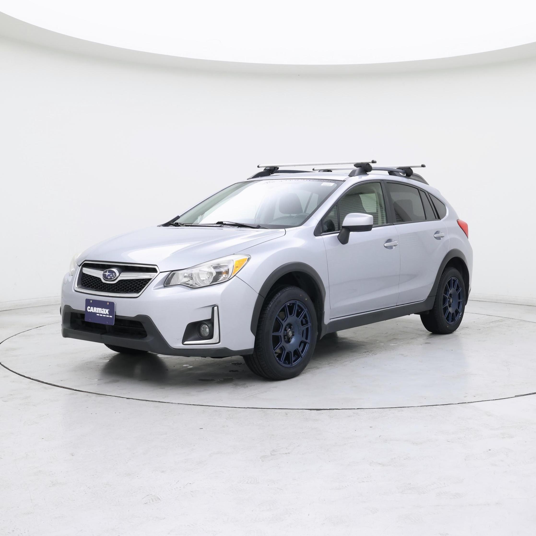Thumbnail: 2017 Subaru Crosstrek - 4
