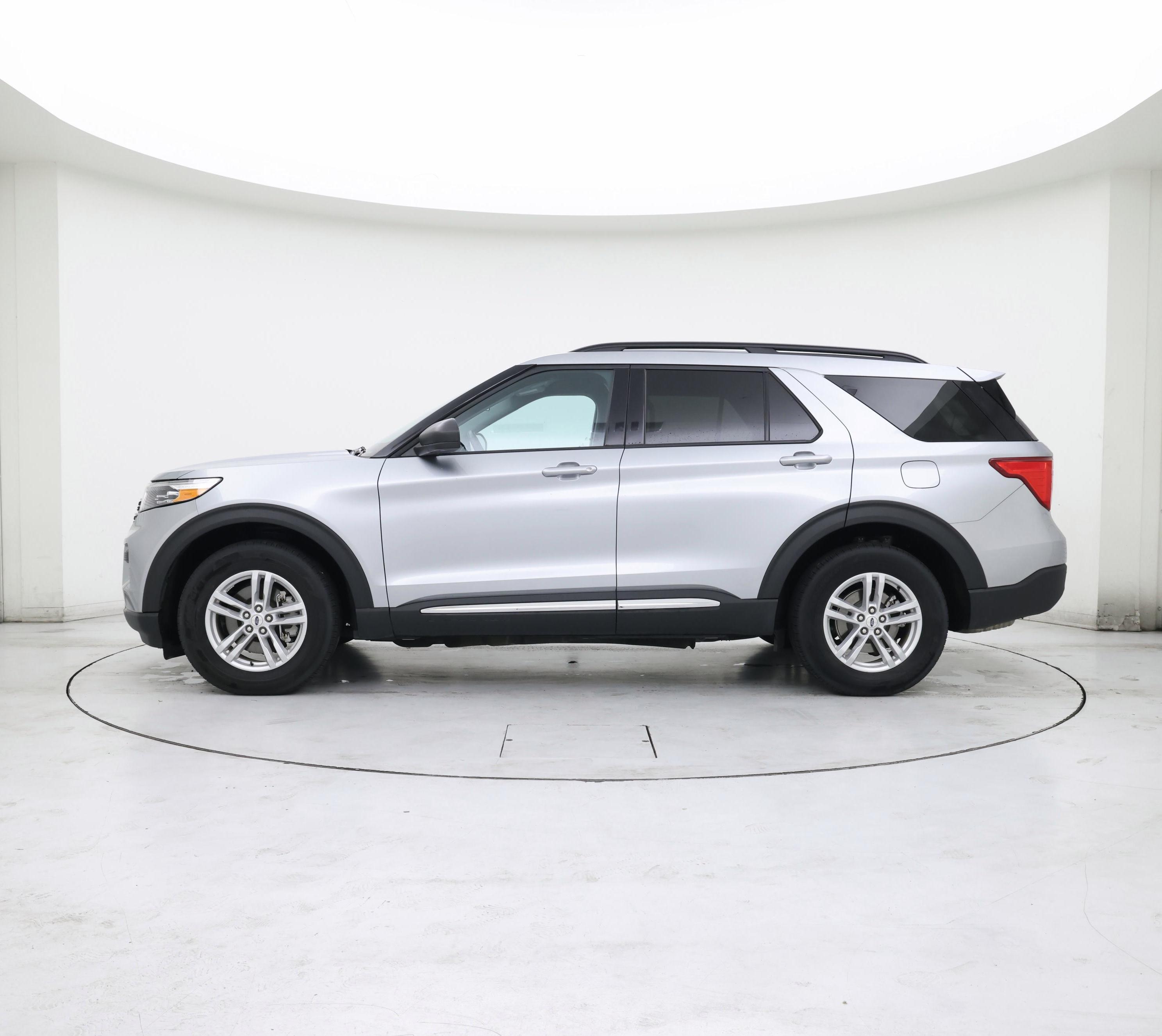 Thumbnail: 2024 Ford Explorer - 3
