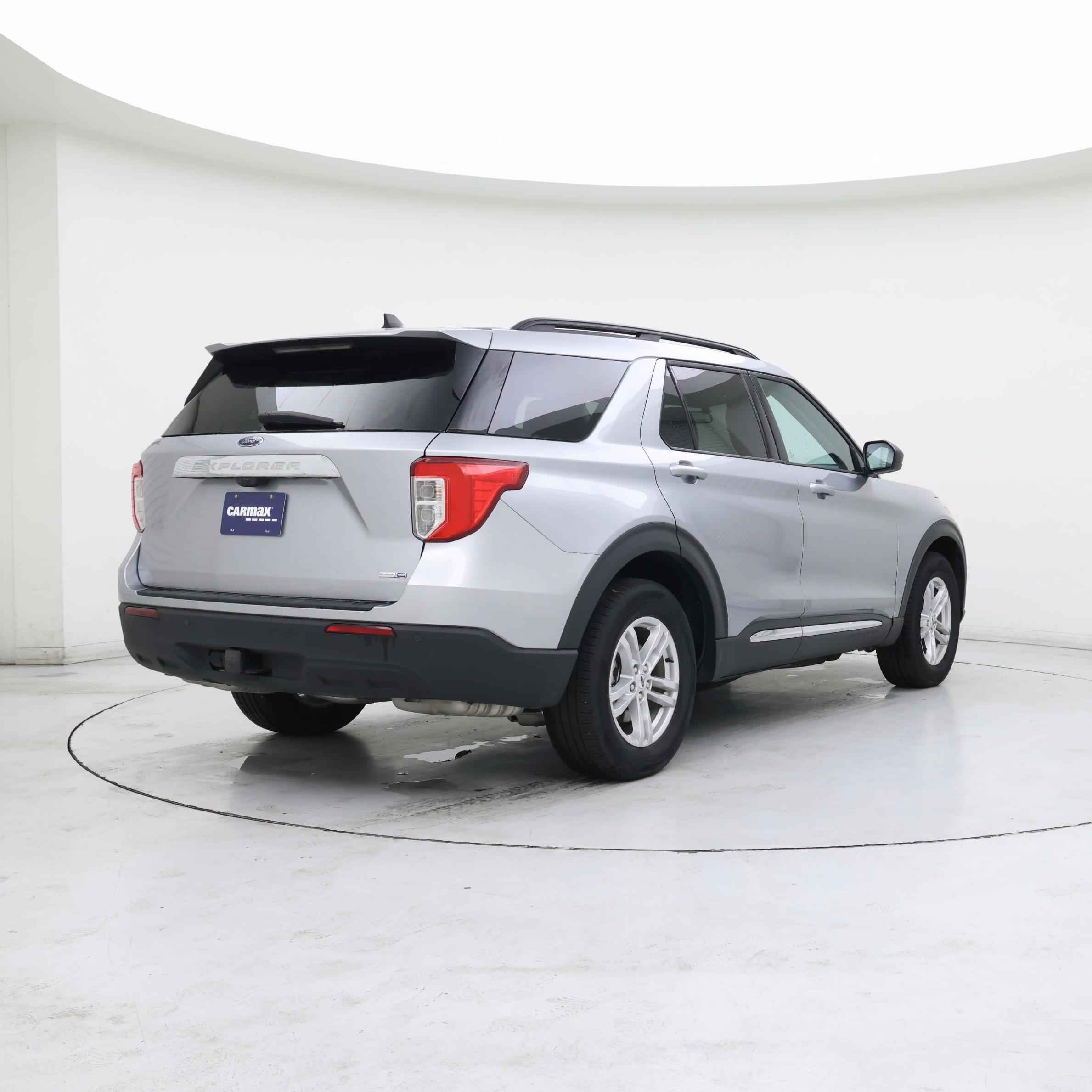 Thumbnail: 2024 Ford Explorer - 8