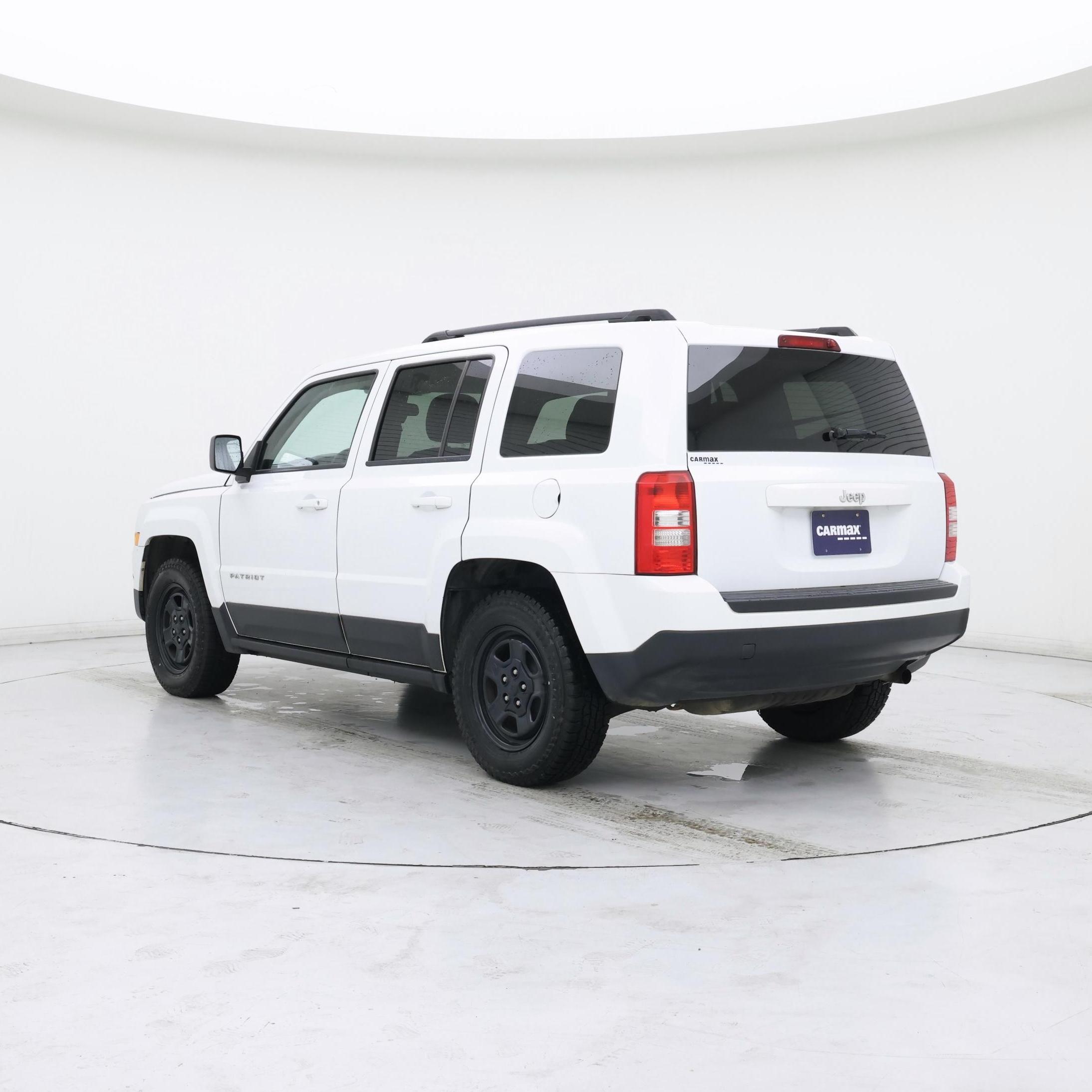 Thumbnail: 2015 Jeep Patriot - 2
