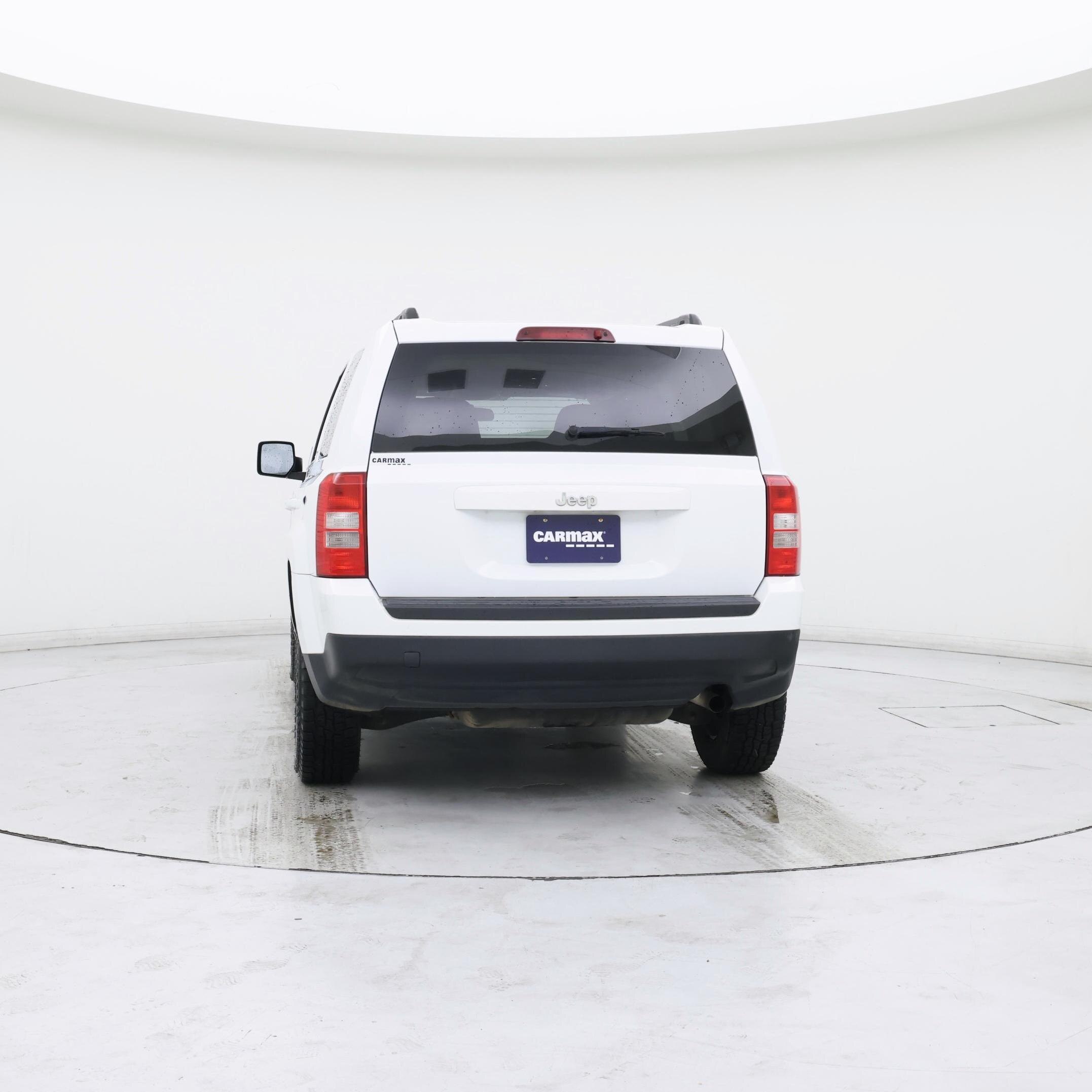 Thumbnail: 2015 Jeep Patriot - 6