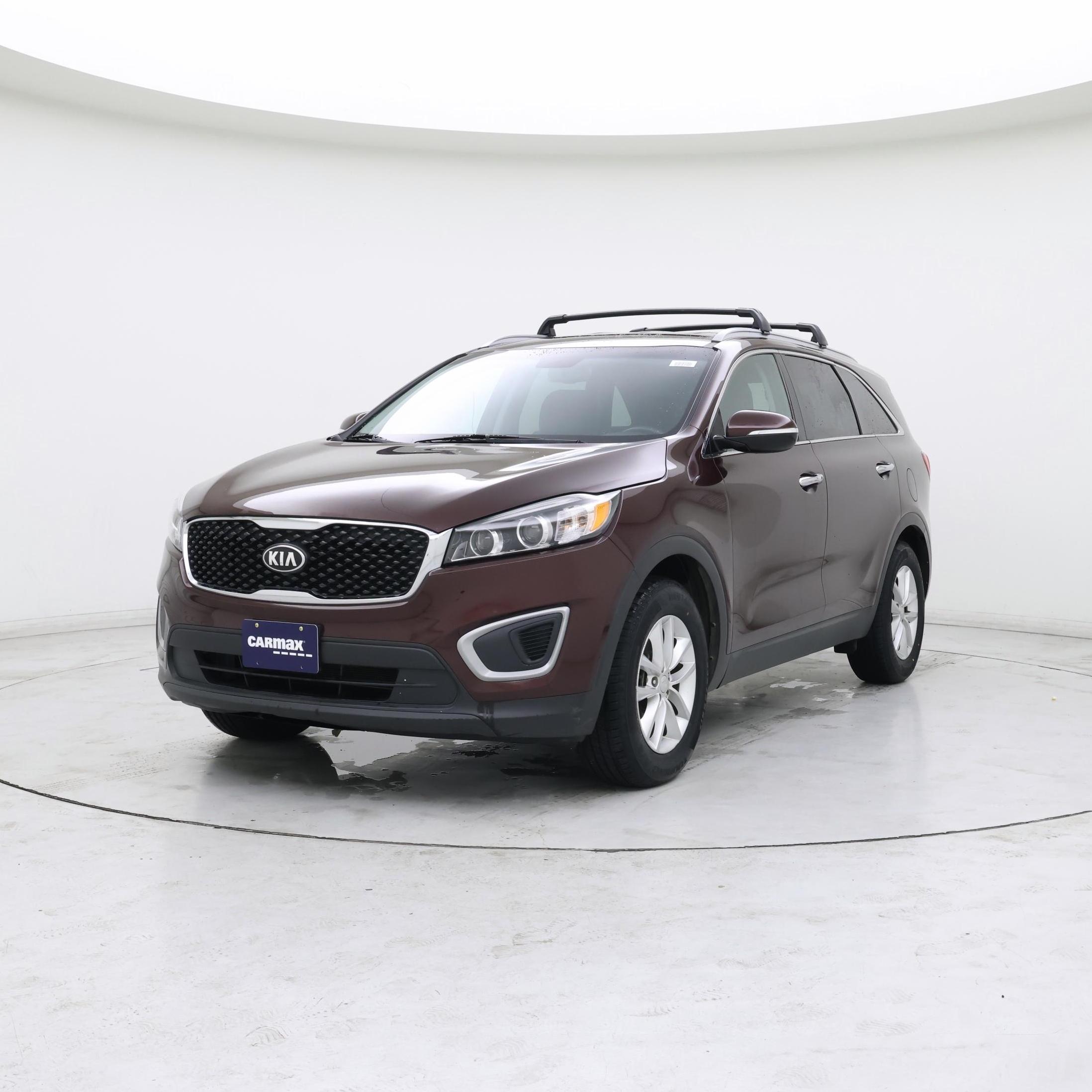 Thumbnail: 2017 Kia Sorento - 4