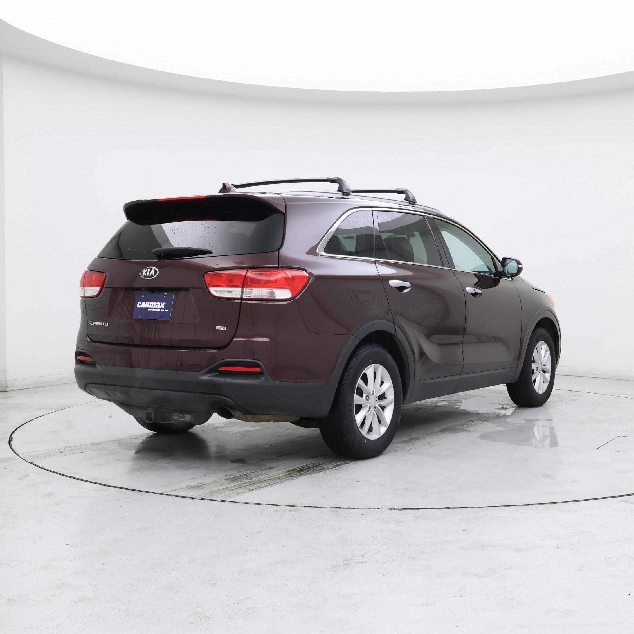 Thumbnail: 2017 Kia Sorento - 8