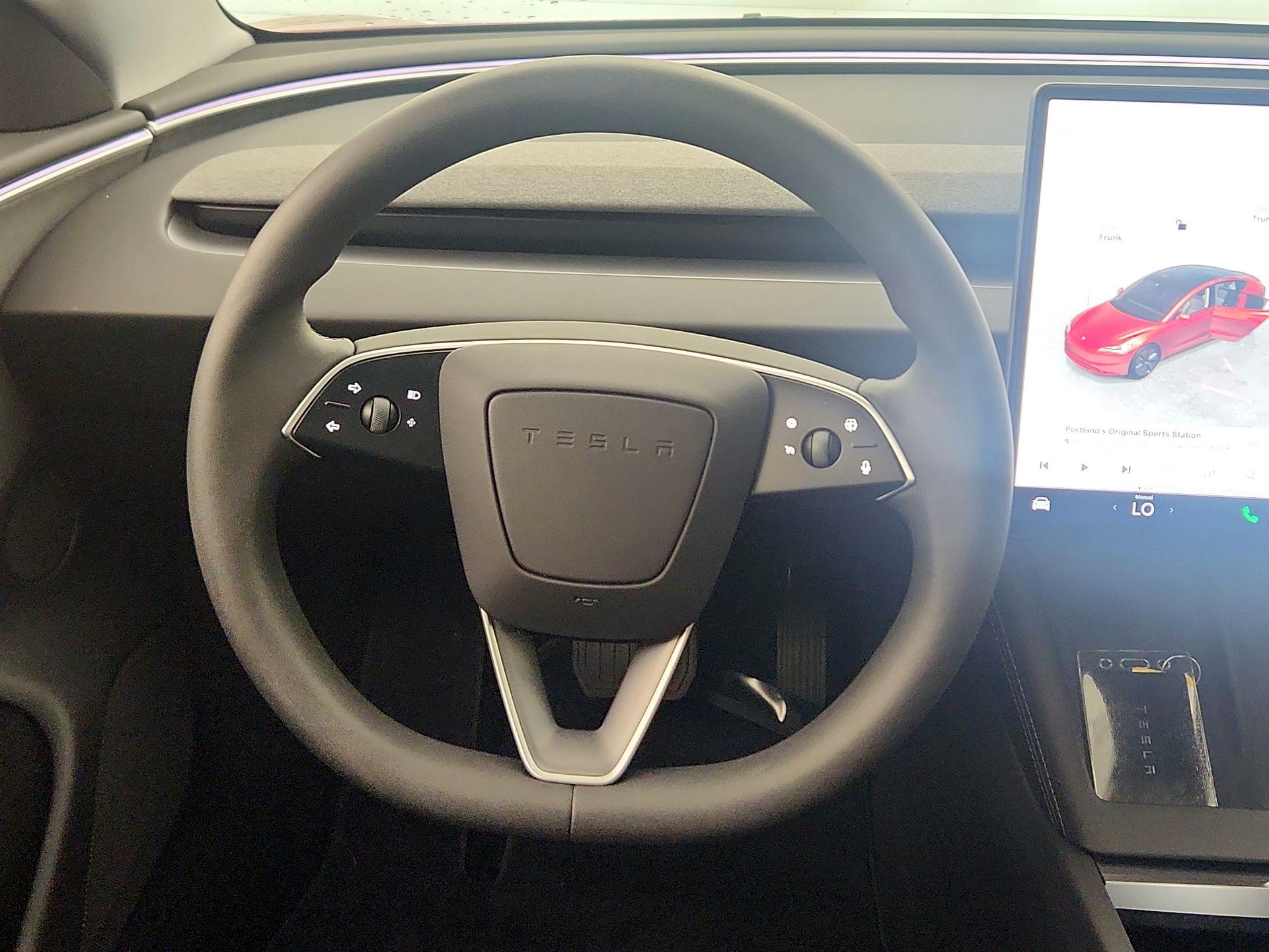 Thumbnail: 2025 Tesla Model 3 - 10