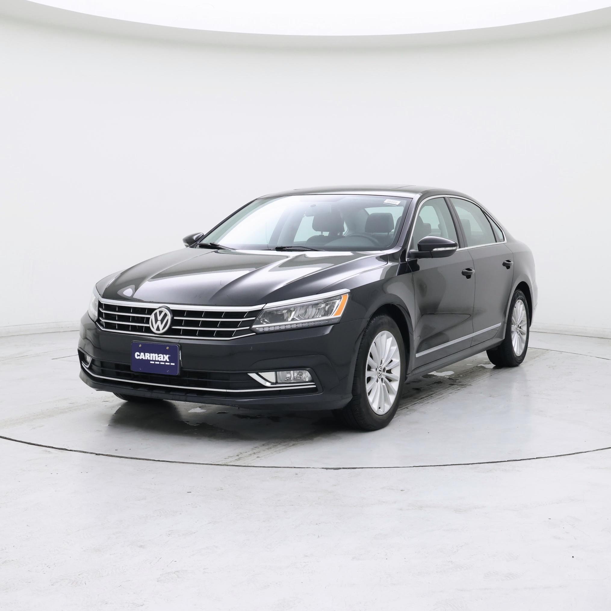 Thumbnail: 2017 Volkswagen Passat - 4