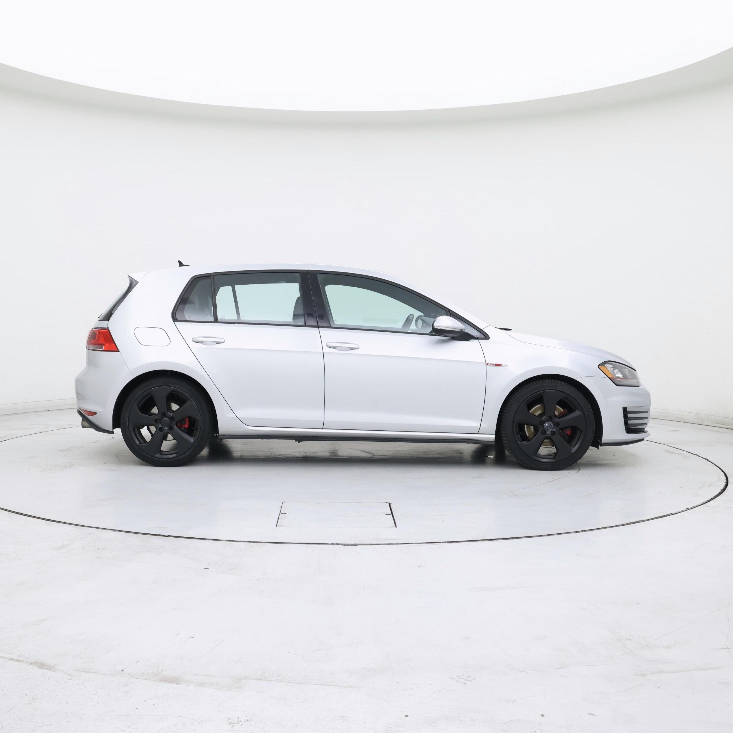 Thumbnail: 2015 Volkswagen Golf - 7