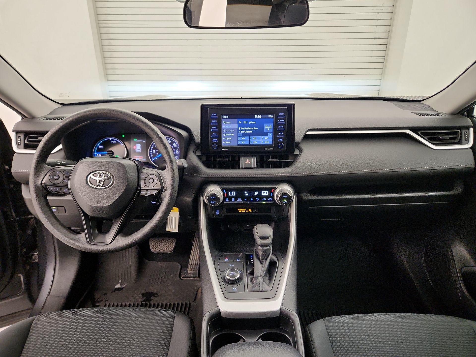 Thumbnail: 2021 Toyota RAV4 - 9