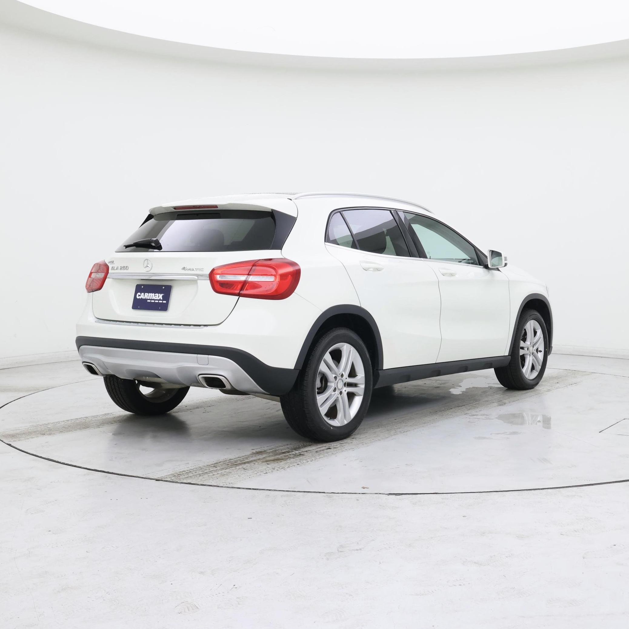 Thumbnail: 2015 Mercedes-Benz GLA - 8