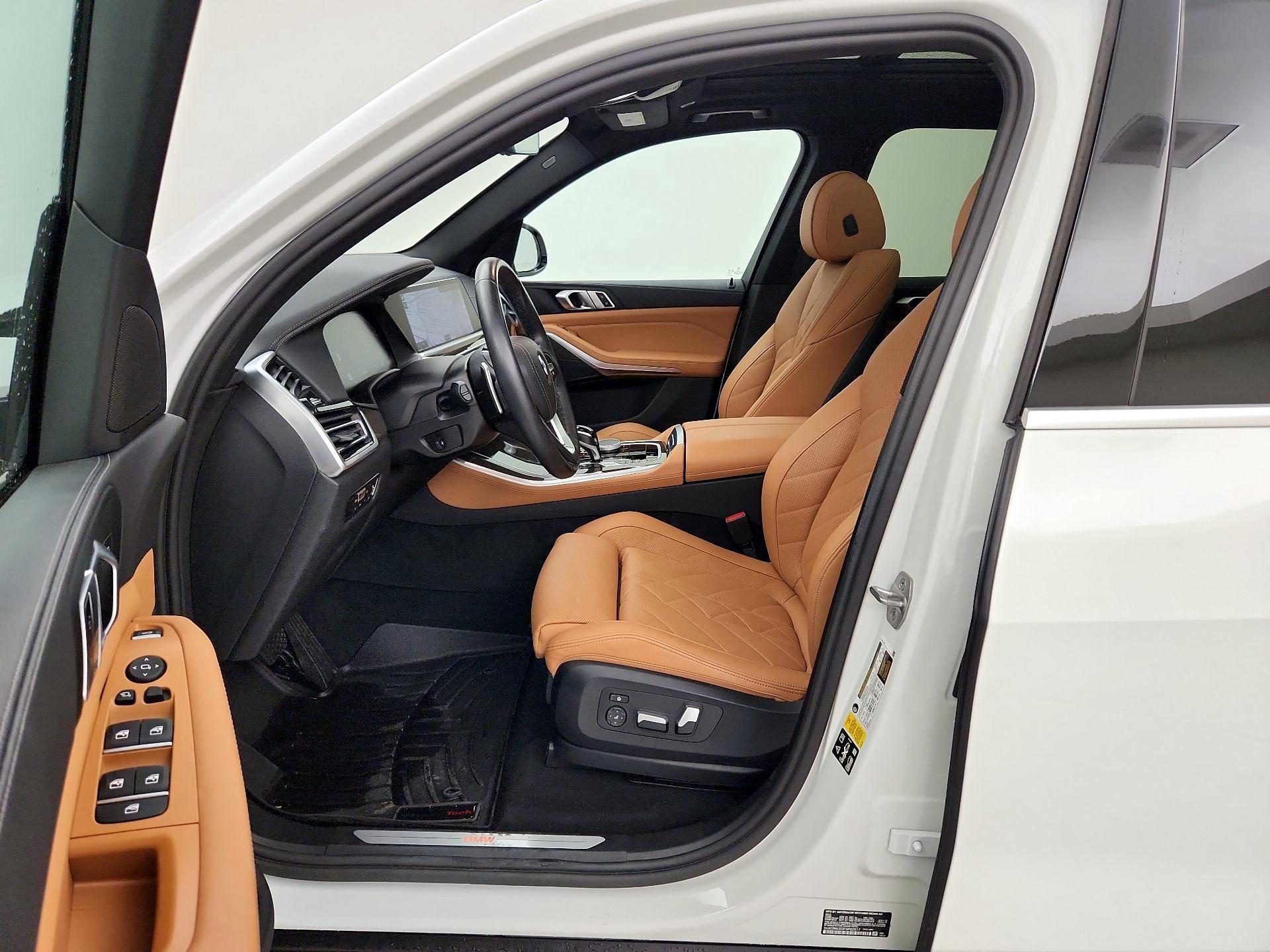 Thumbnail: 2023 BMW X5 - 11