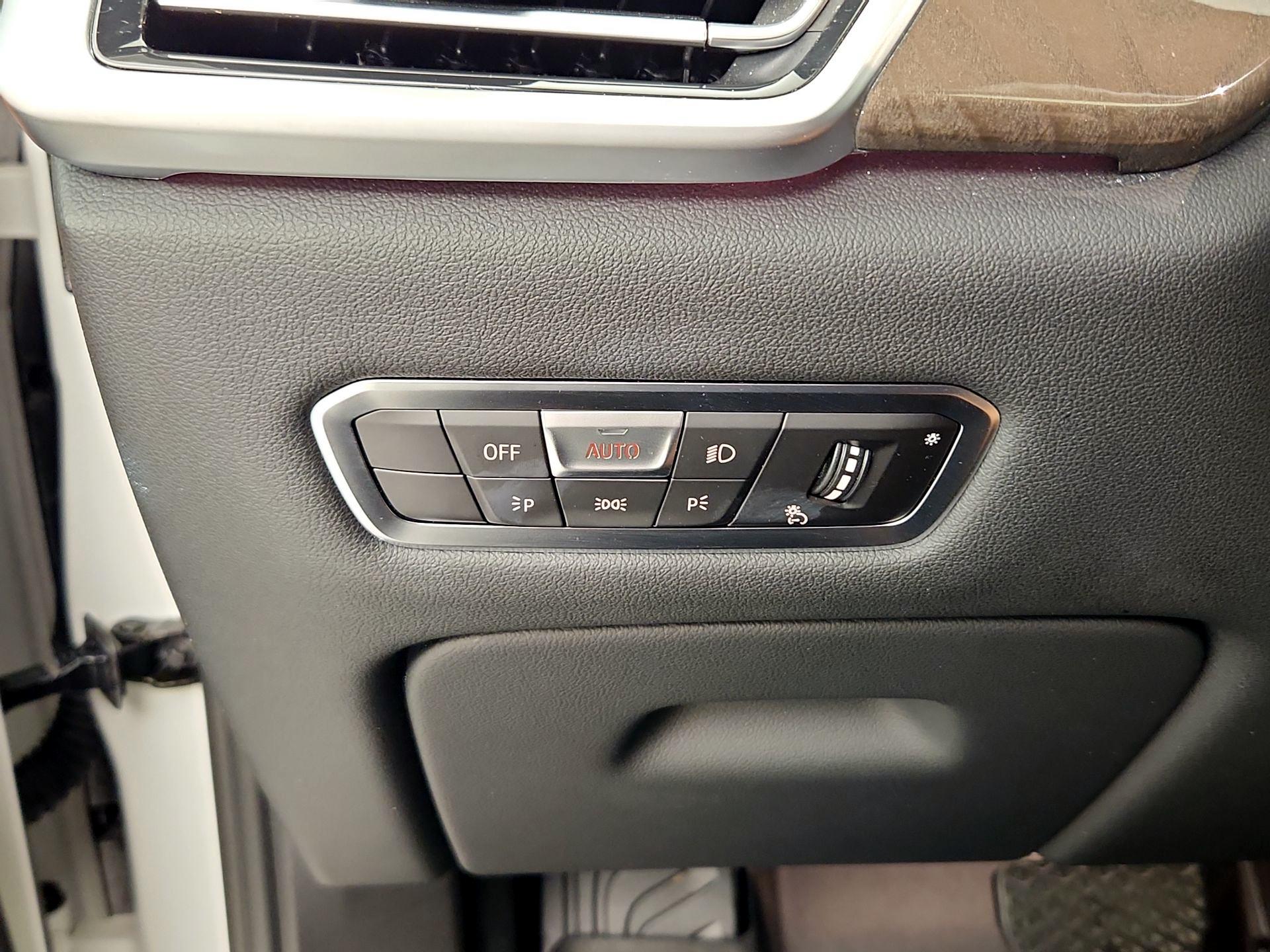 Thumbnail: 2023 BMW X5 - 13