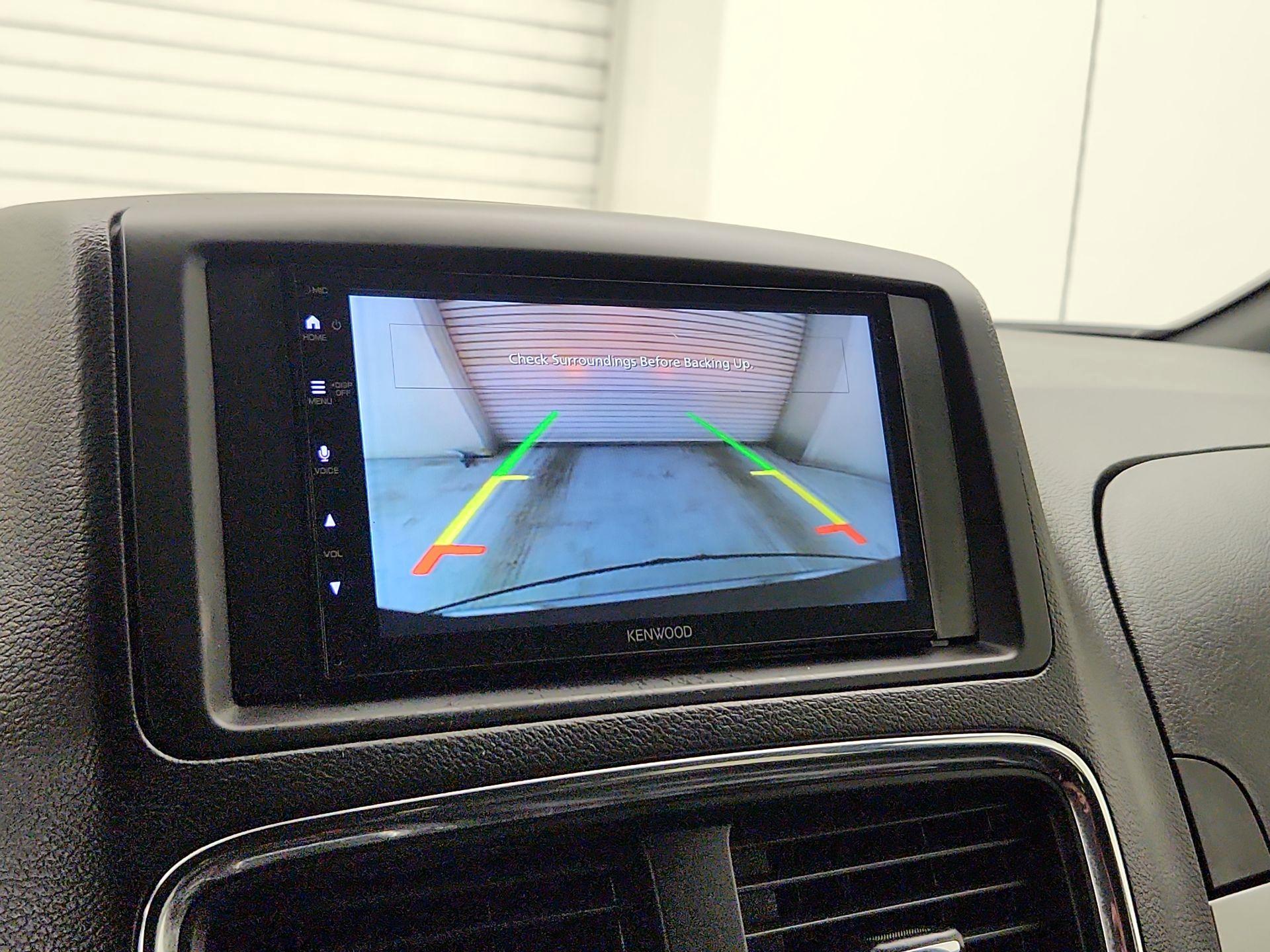 Thumbnail: 2019 Dodge Grand Caravan - 14
