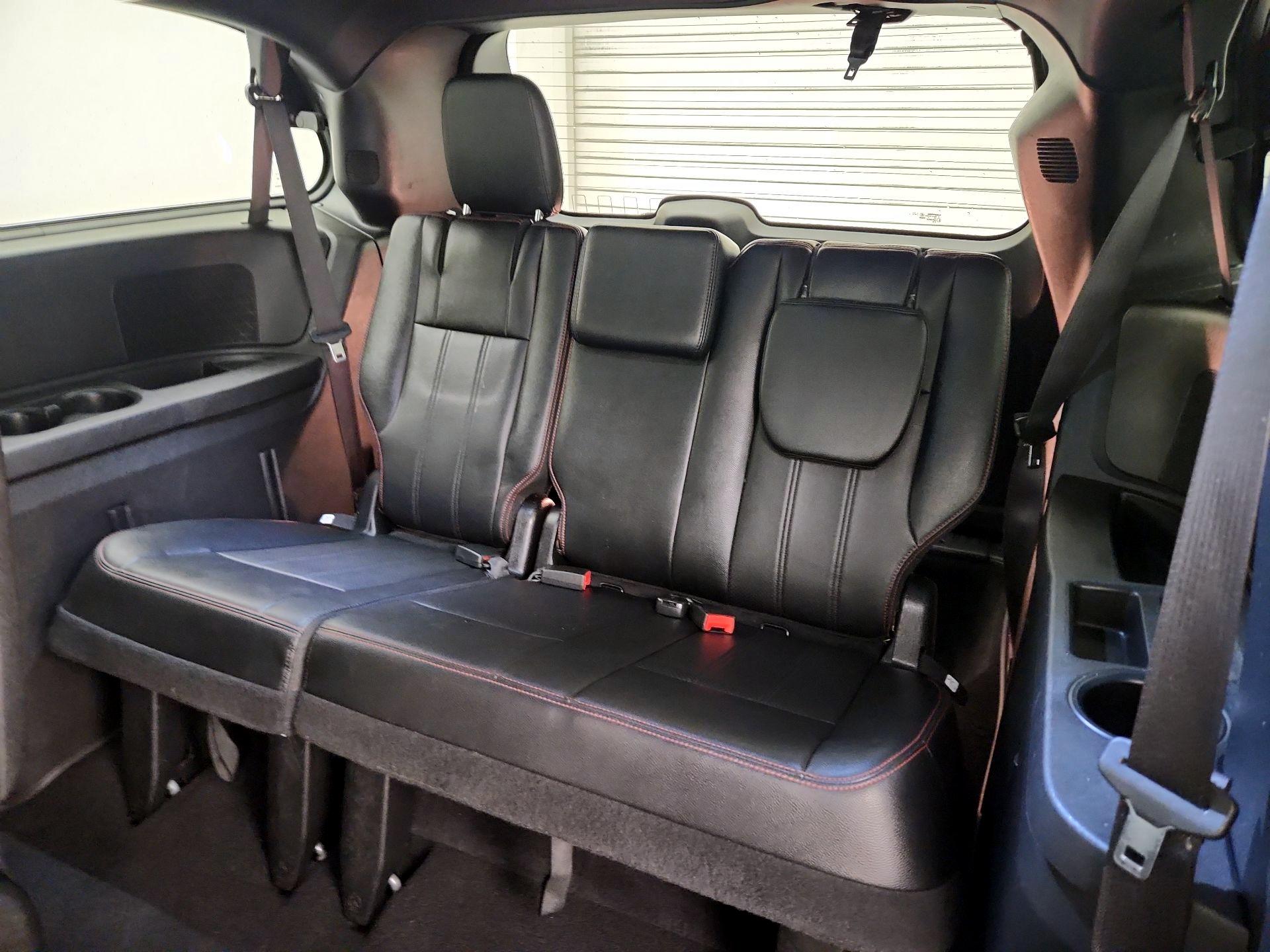 Thumbnail: 2019 Dodge Grand Caravan - 20