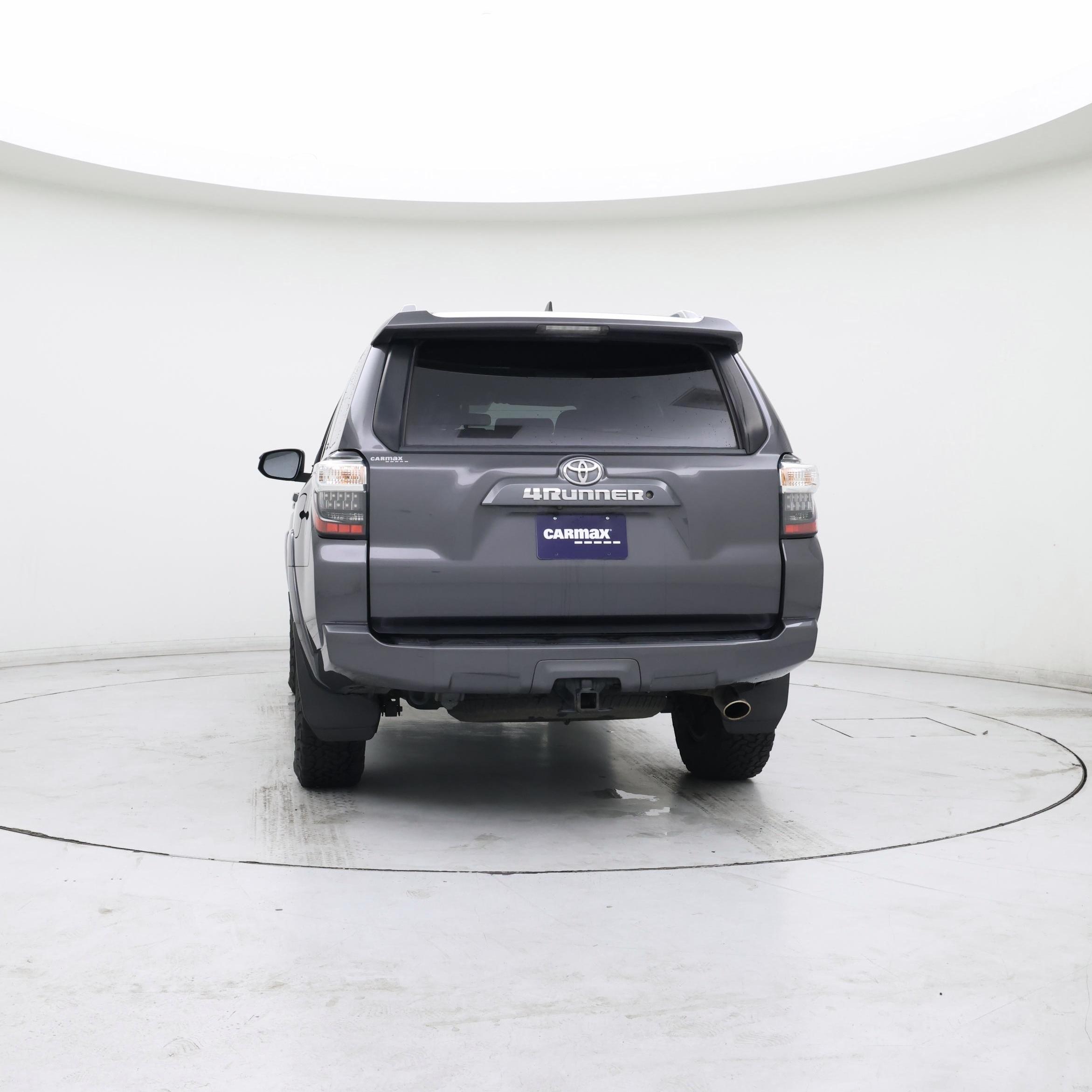 Thumbnail: 2017 Toyota 4Runner - 6
