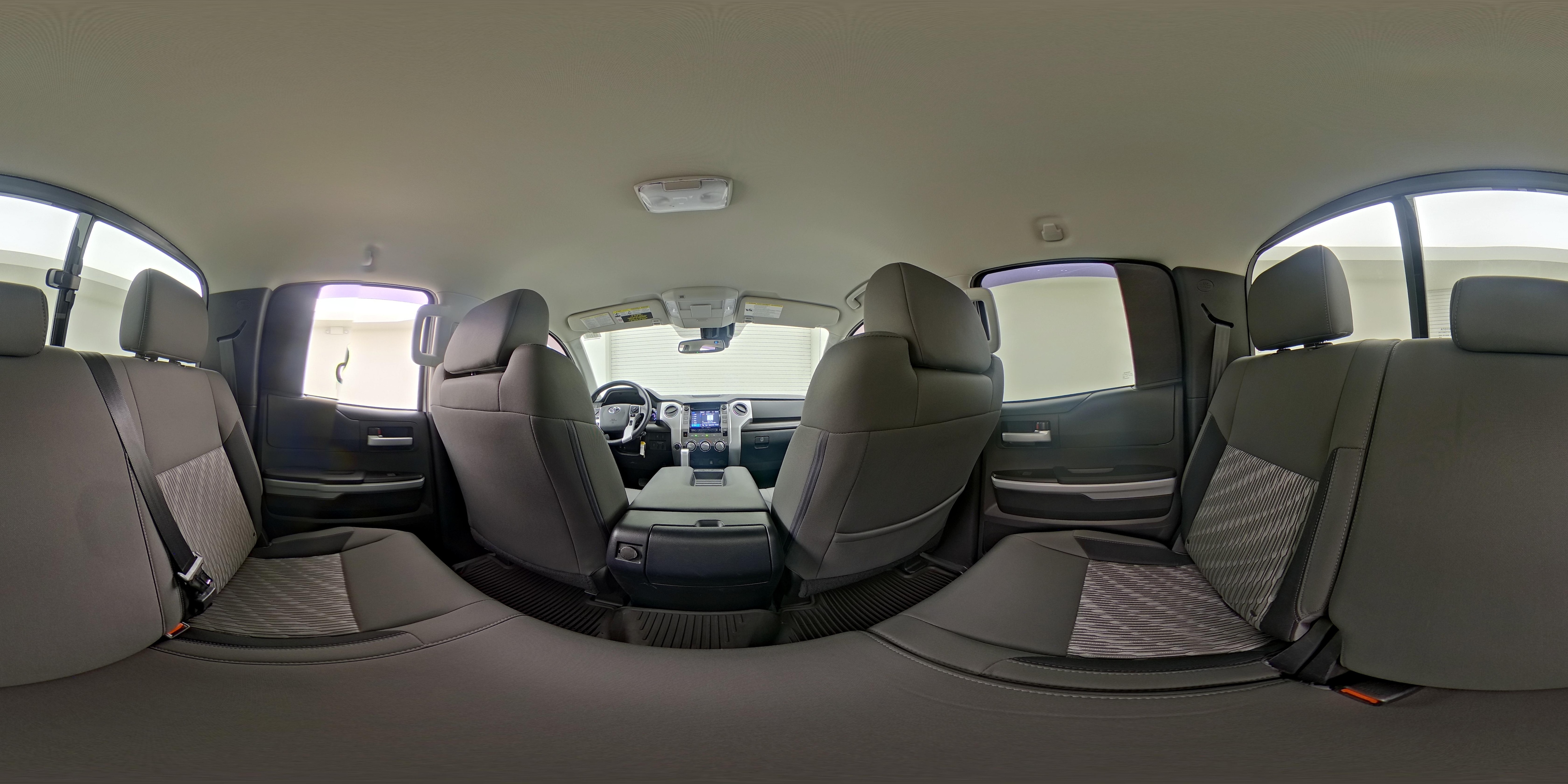 2018 Toyota Tundra SR5 - Photo 25