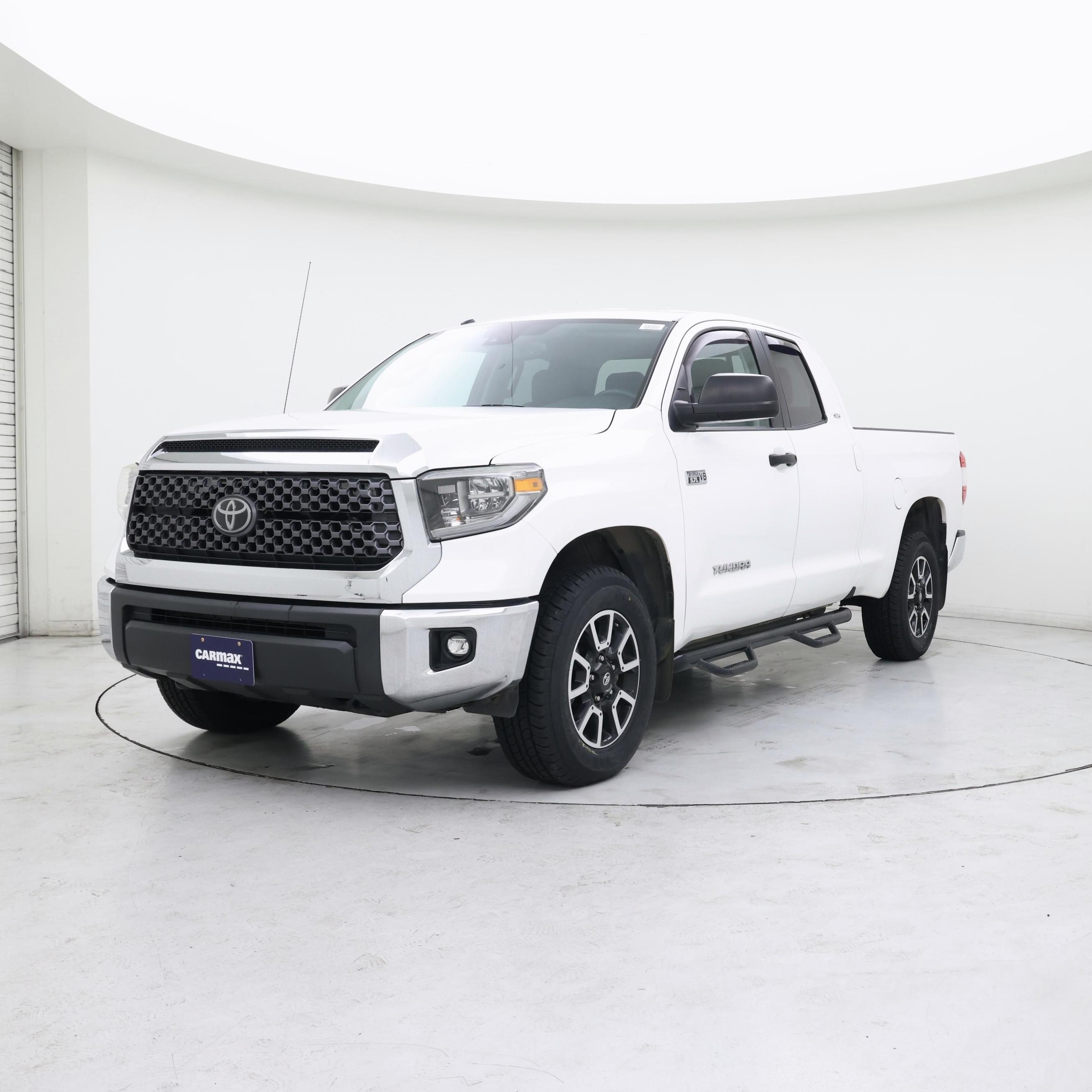 Thumbnail: 2018 Toyota Tundra - 4