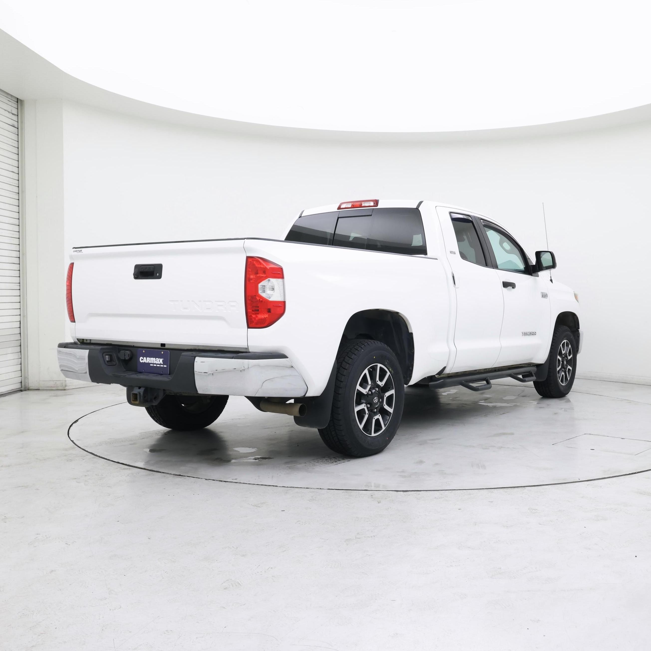 Thumbnail: 2018 Toyota Tundra - 8