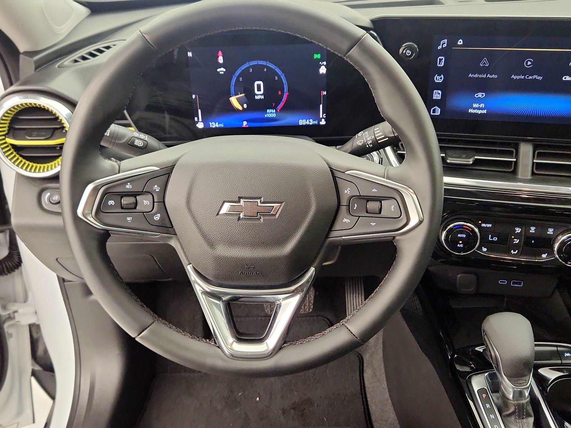 Thumbnail: 2025 Chevrolet Trax - 10