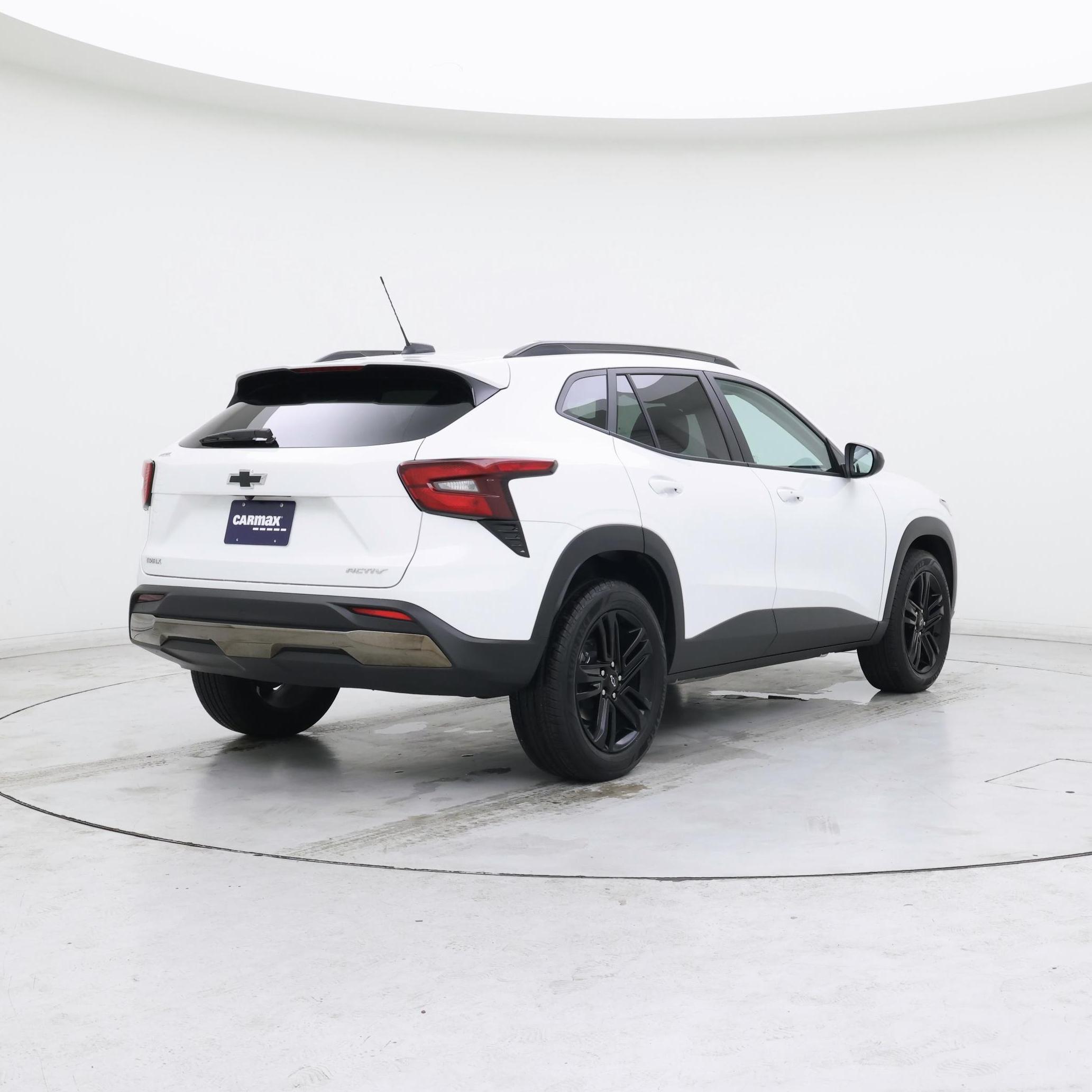 Thumbnail: 2025 Chevrolet Trax - 8