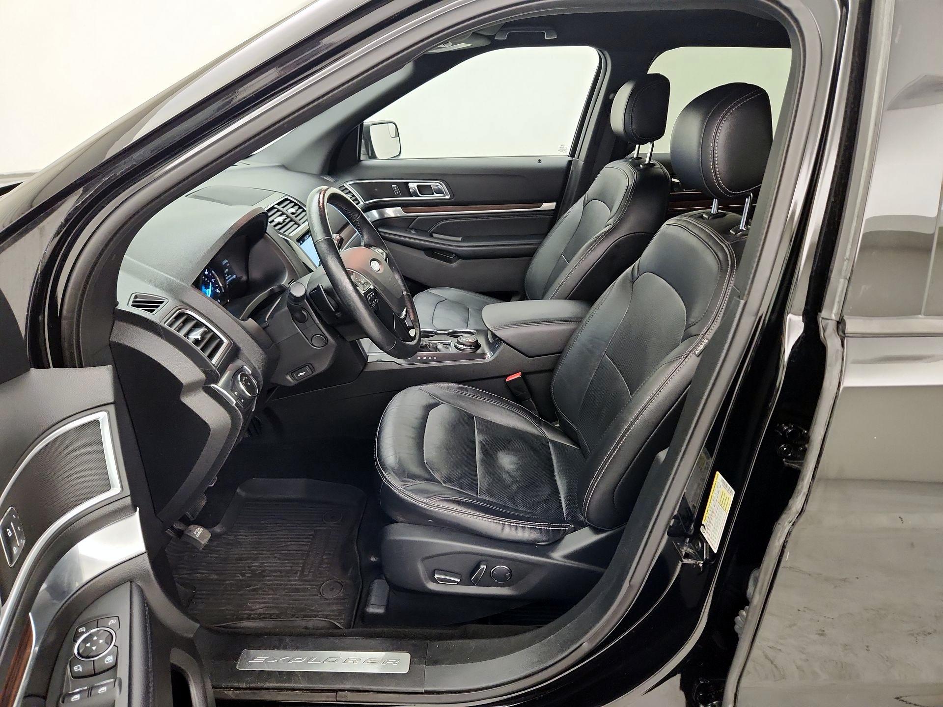 Thumbnail: 2017 Ford Explorer - 11