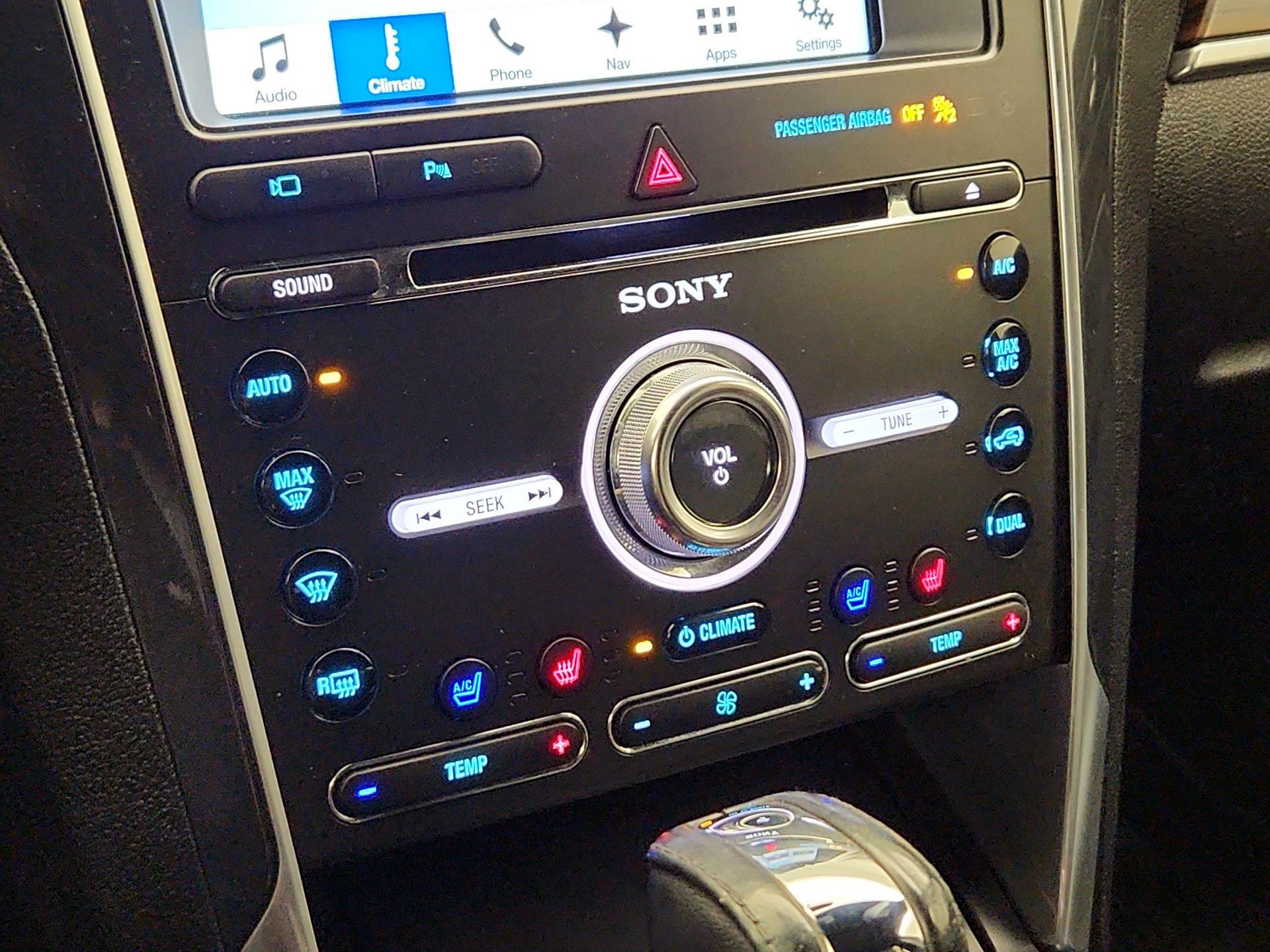 Thumbnail: 2017 Ford Explorer - 17