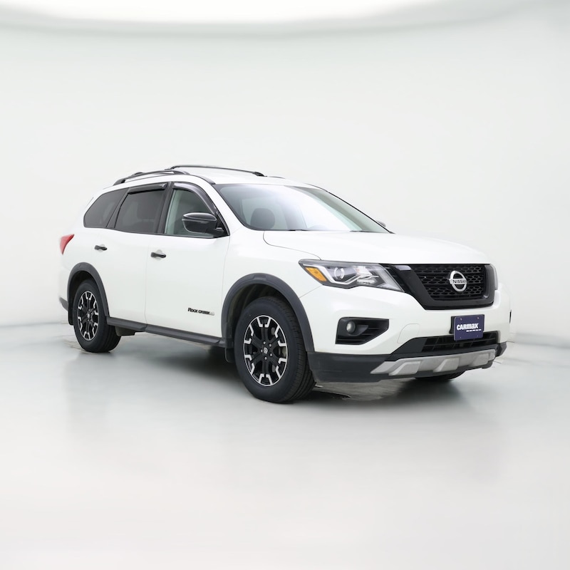 2020 Nissan Pathfinder SV