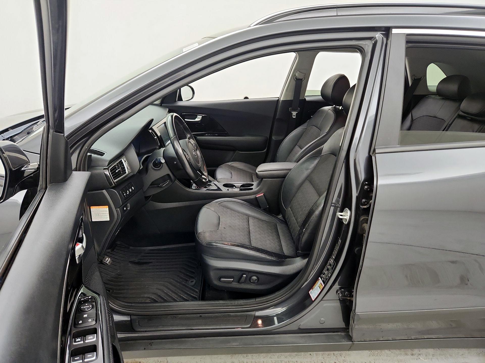 Thumbnail: 2019 Kia Niro - 11