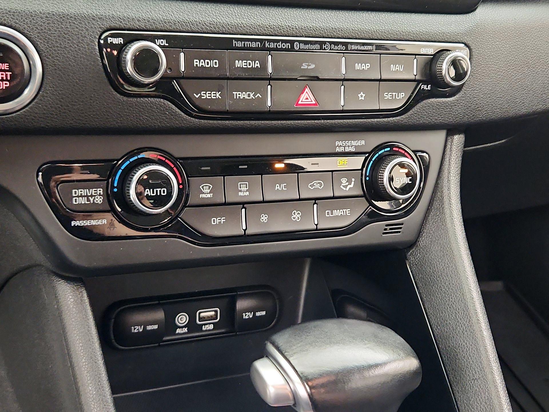 Thumbnail: 2019 Kia Niro - 17