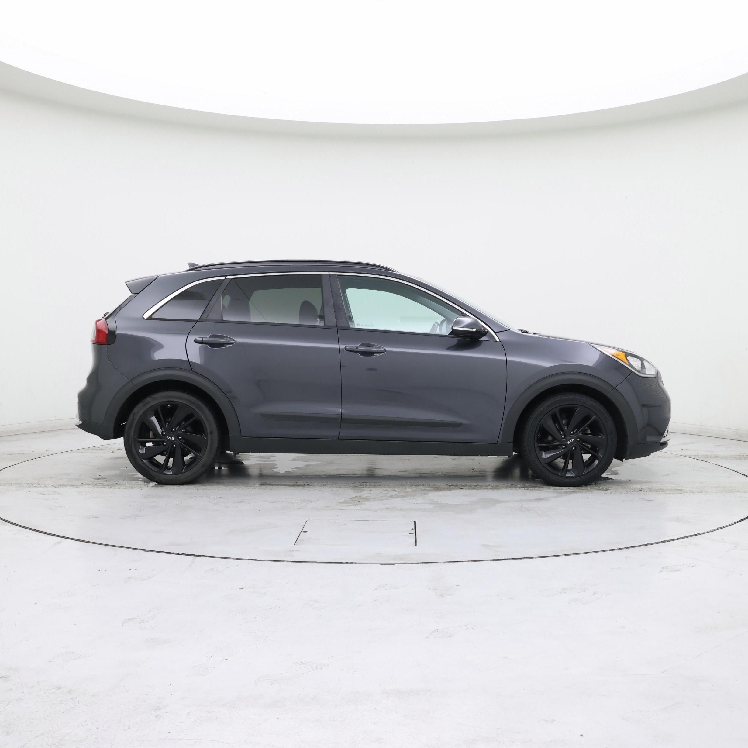 Thumbnail: 2019 Kia Niro - 7