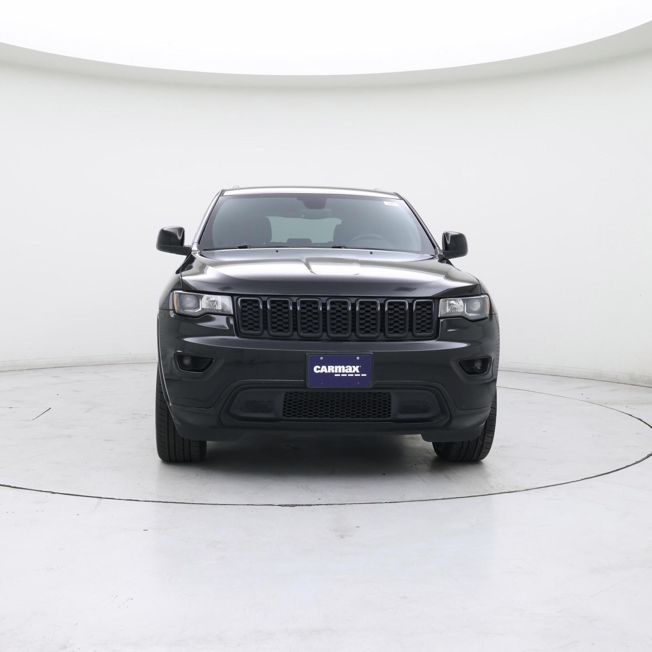 Thumbnail: 2018 Jeep Grand Cherokee - 5
