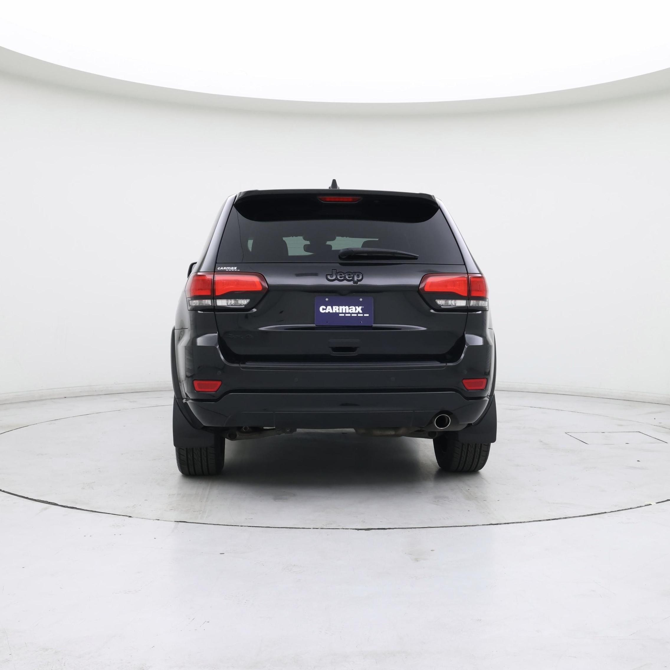 Thumbnail: 2018 Jeep Grand Cherokee - 6