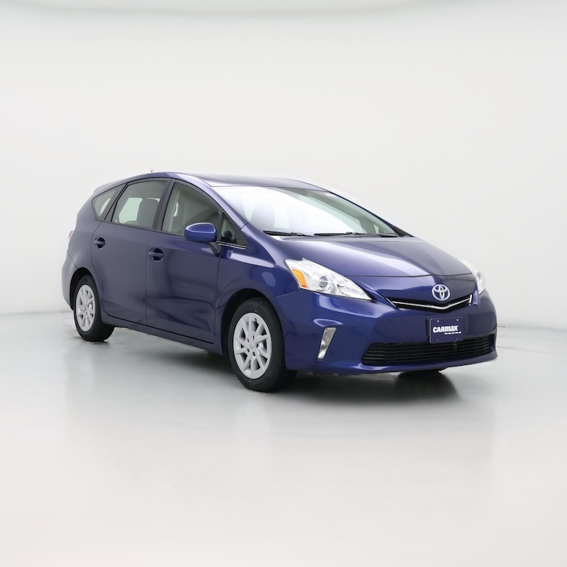 2014 Toyota Prius v Two
