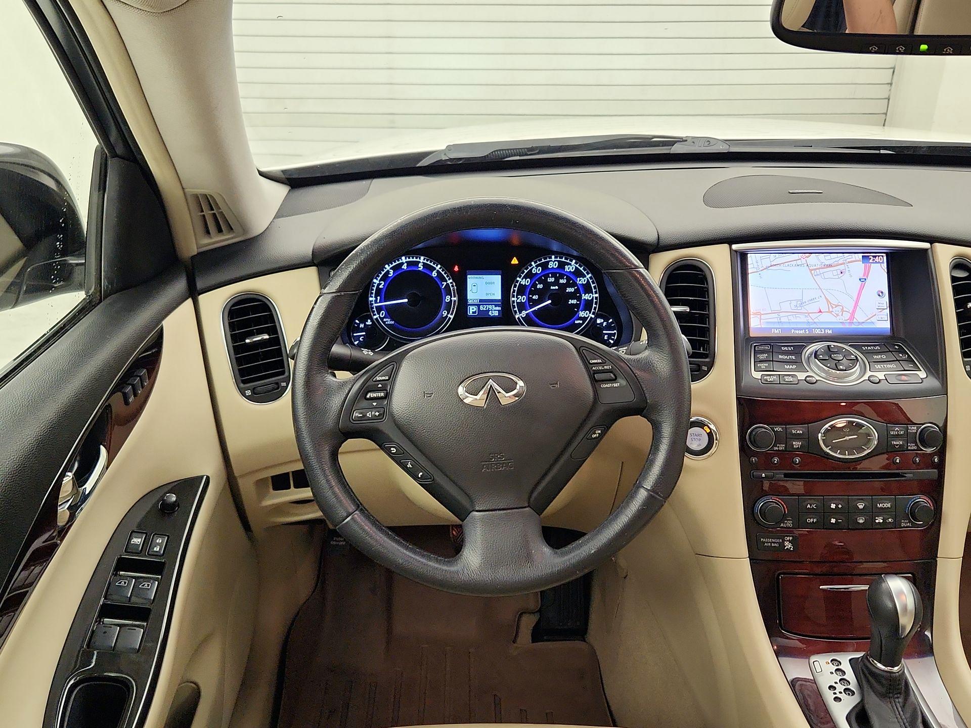 Thumbnail: 2016 INFINITI QX50 - 10