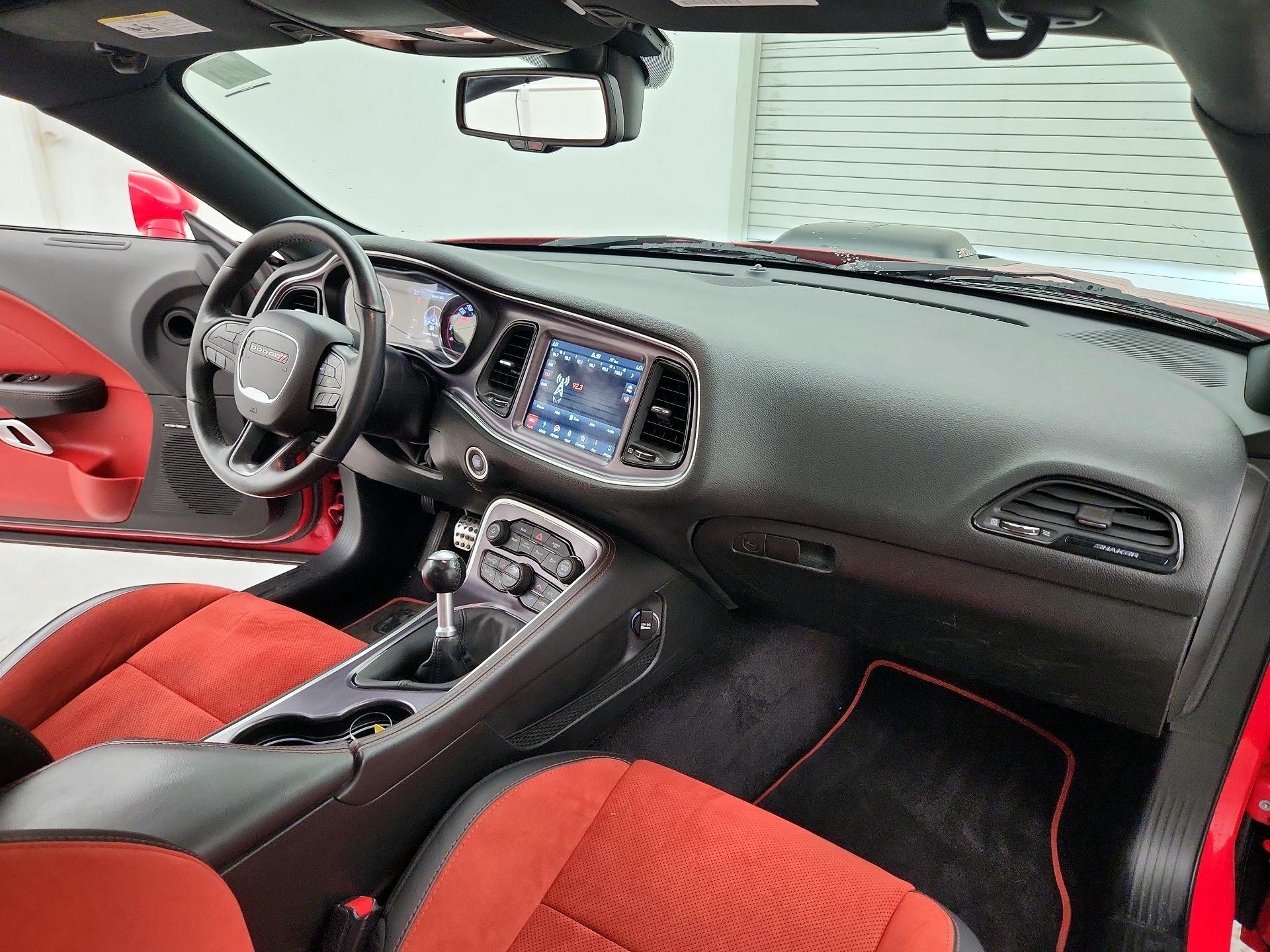 Thumbnail: 2018 Dodge Challenger - 9